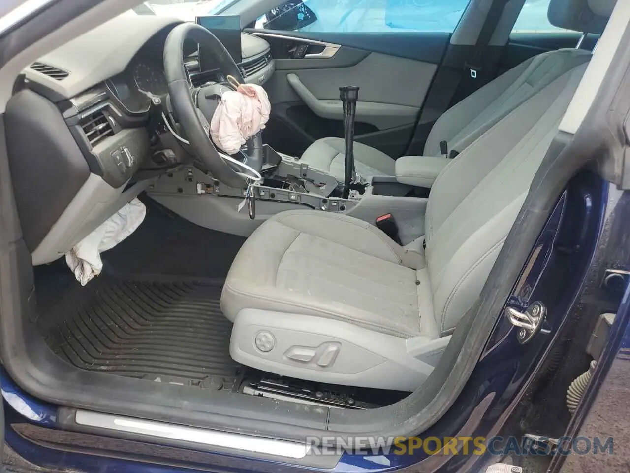 7 Photograph of a damaged car WAUABCF5XMA063056 AUDI A5 2021