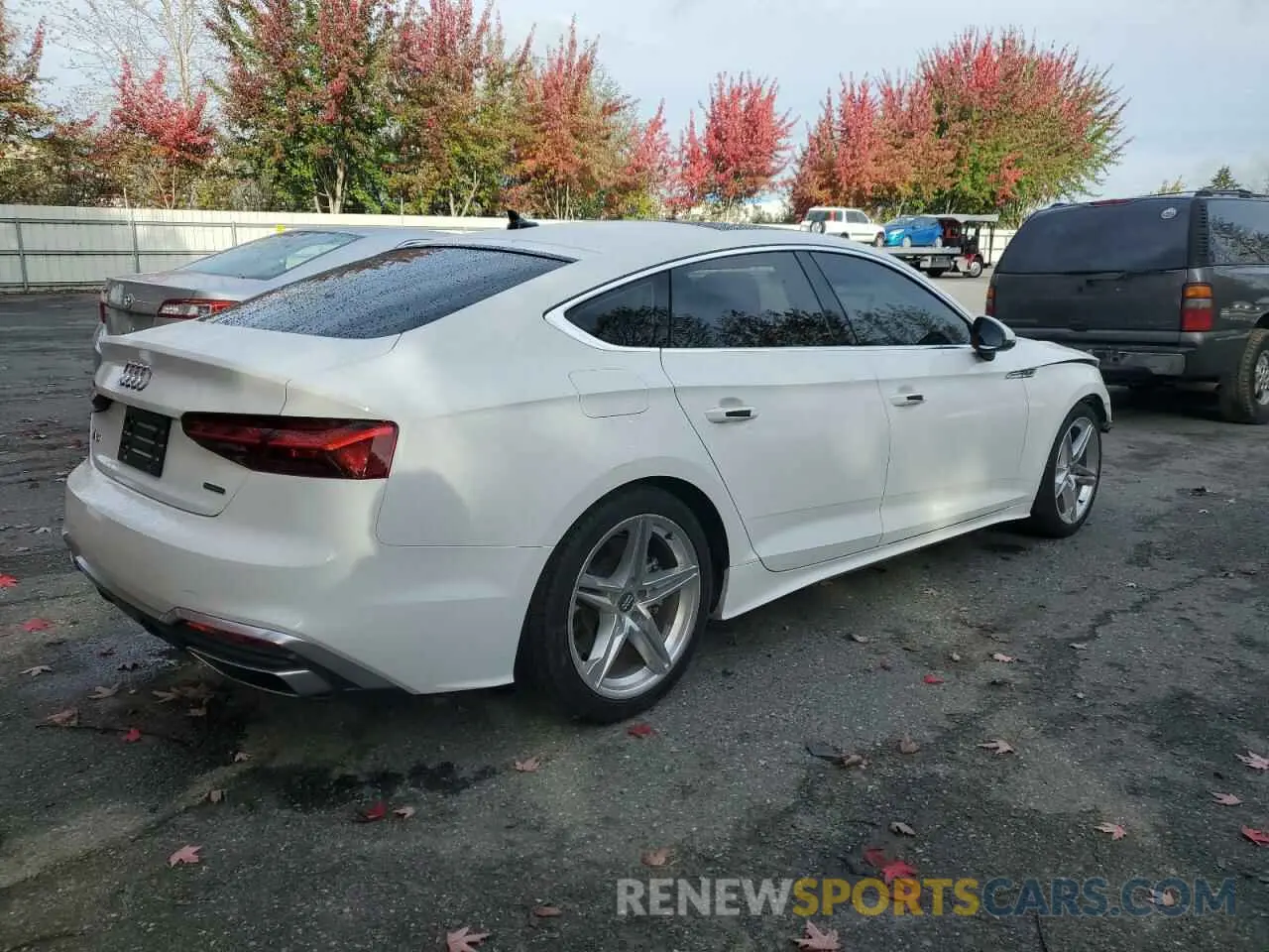 3 Photograph of a damaged car WAUDACF51MA017714 AUDI A5 2021