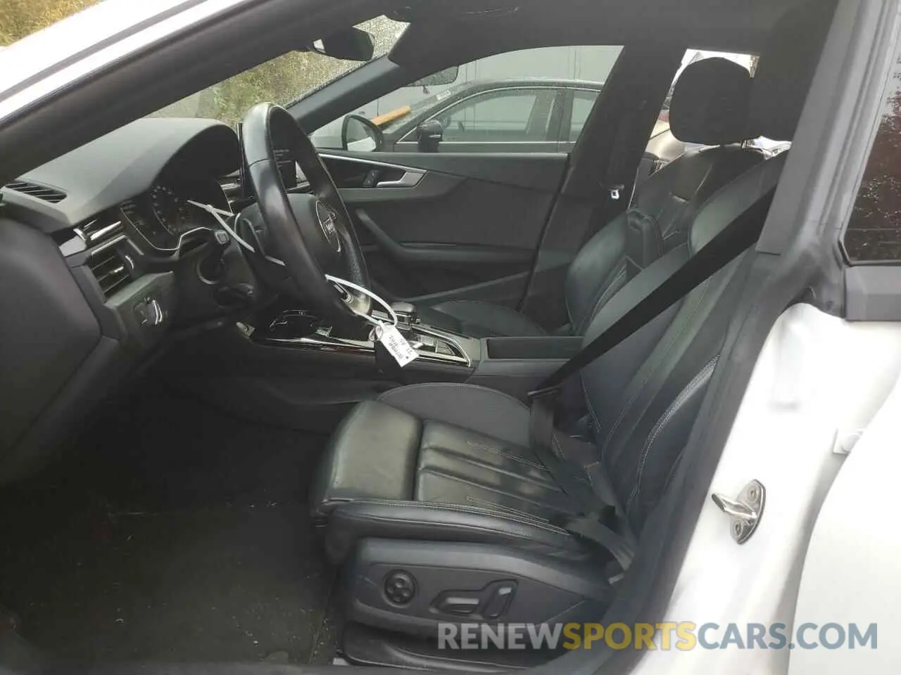 7 Photograph of a damaged car WAUDACF51MA017714 AUDI A5 2021