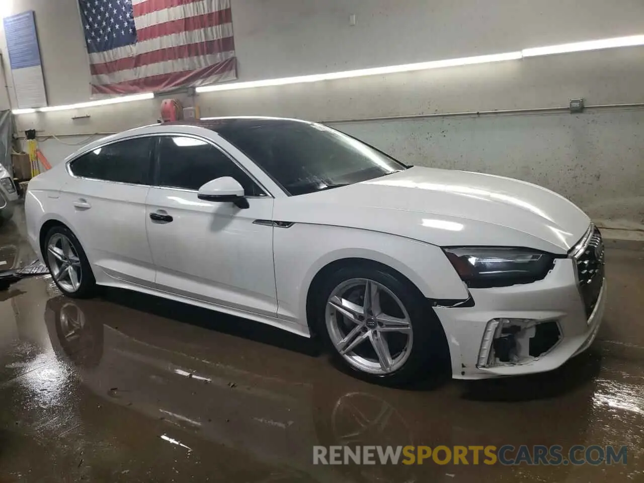 4 Photograph of a damaged car WAUDACF53MA016807 AUDI A5 2021