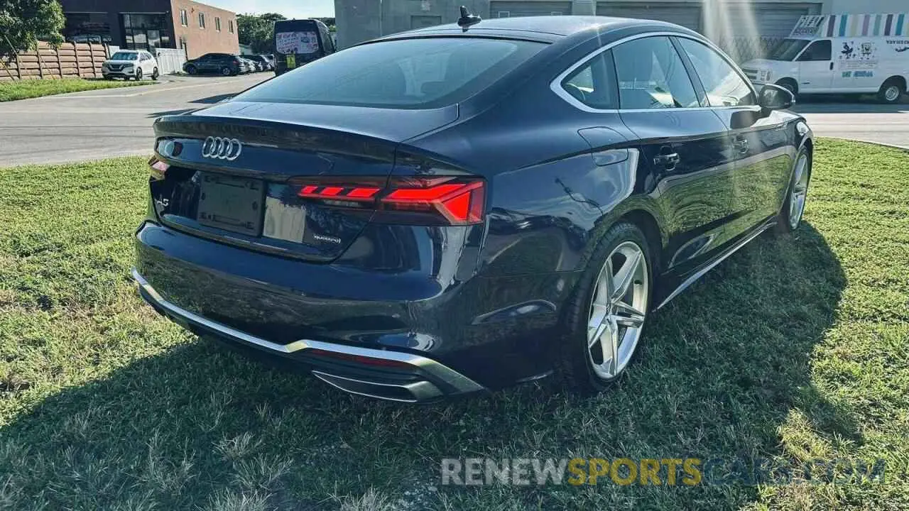 4 Photograph of a damaged car WAUDACF54MA013186 AUDI A5 2021