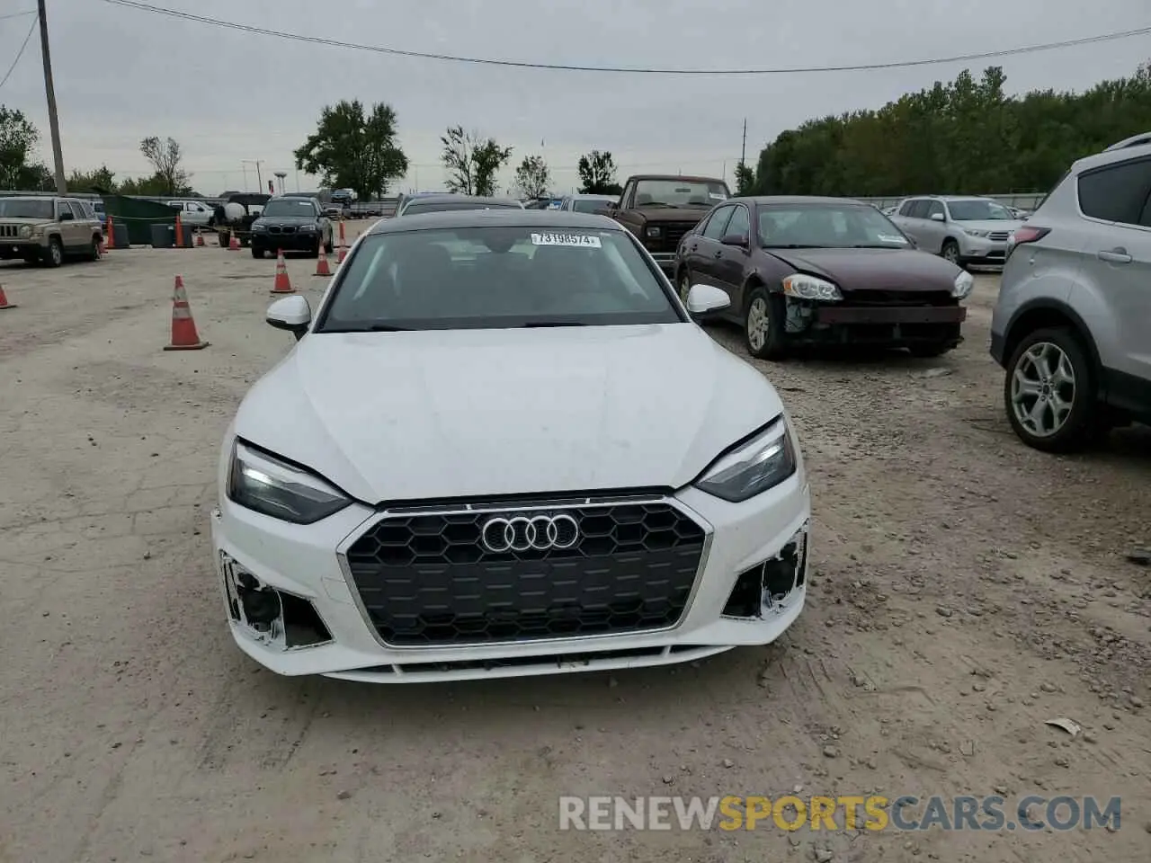 5 Photograph of a damaged car WAUDACF57MA011416 AUDI A5 2021