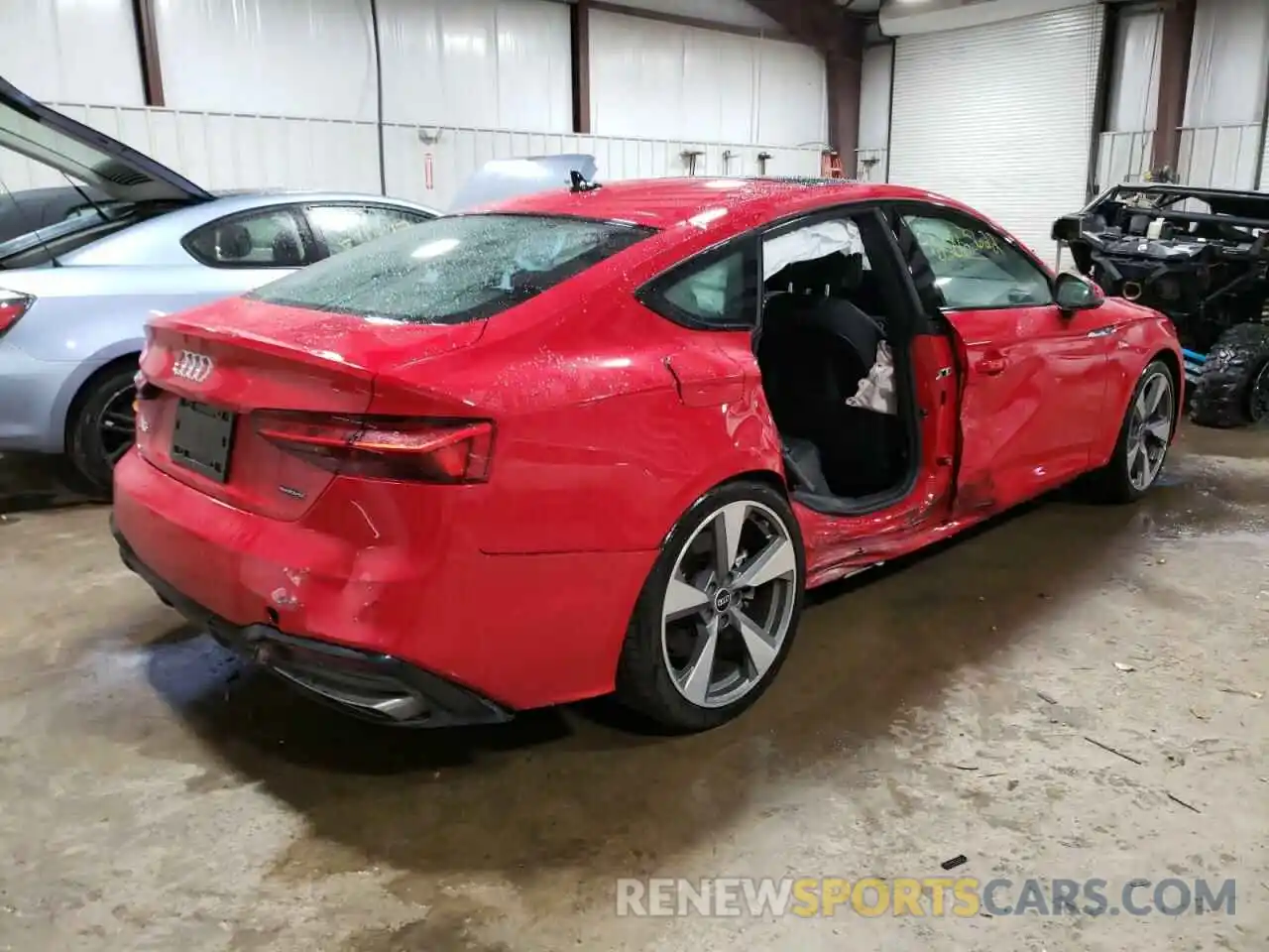 4 Photograph of a damaged car WAUFACF54MA024942 AUDI A5 2021