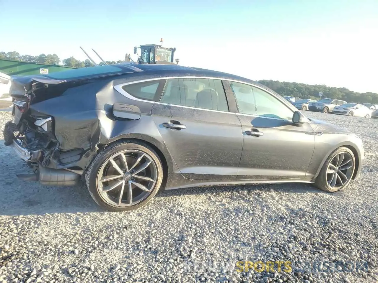 3 Photograph of a damaged car WAUFACF55MA019605 AUDI A5 2021