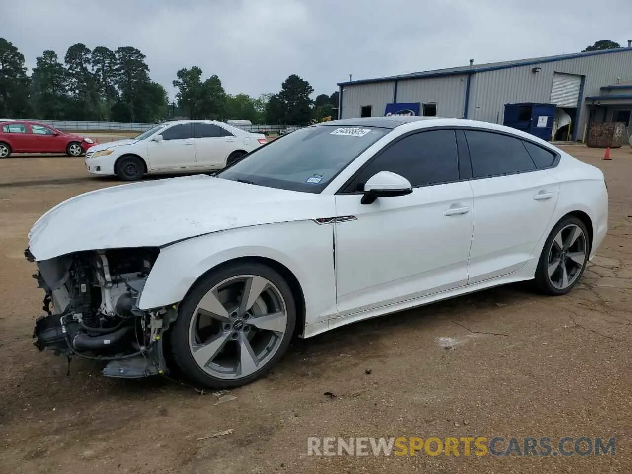1 Photograph of a damaged car WAUFACF58MA019744 AUDI A5 2021