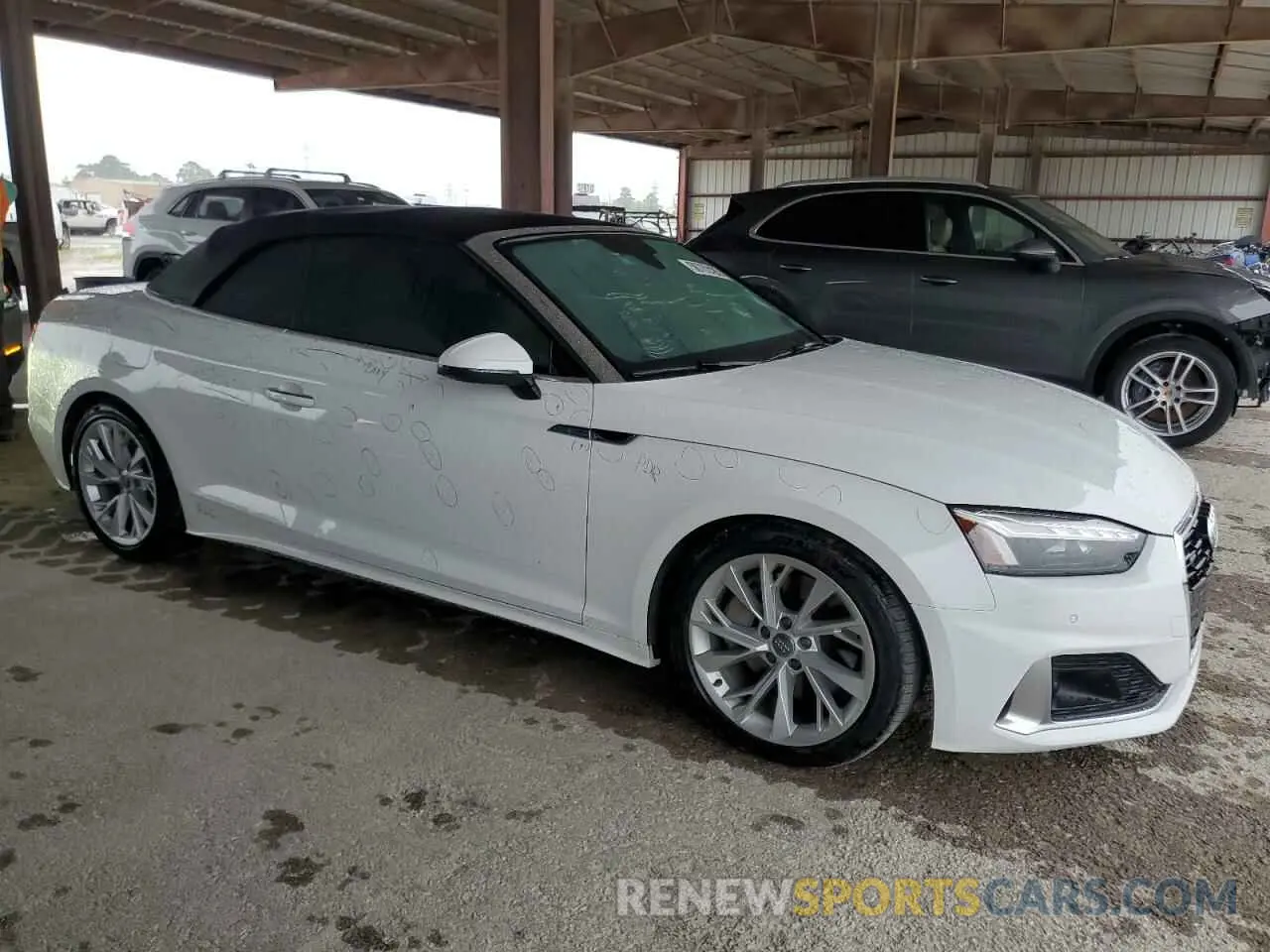 4 Photograph of a damaged car WAUWAGF55MN001301 AUDI A5 2021