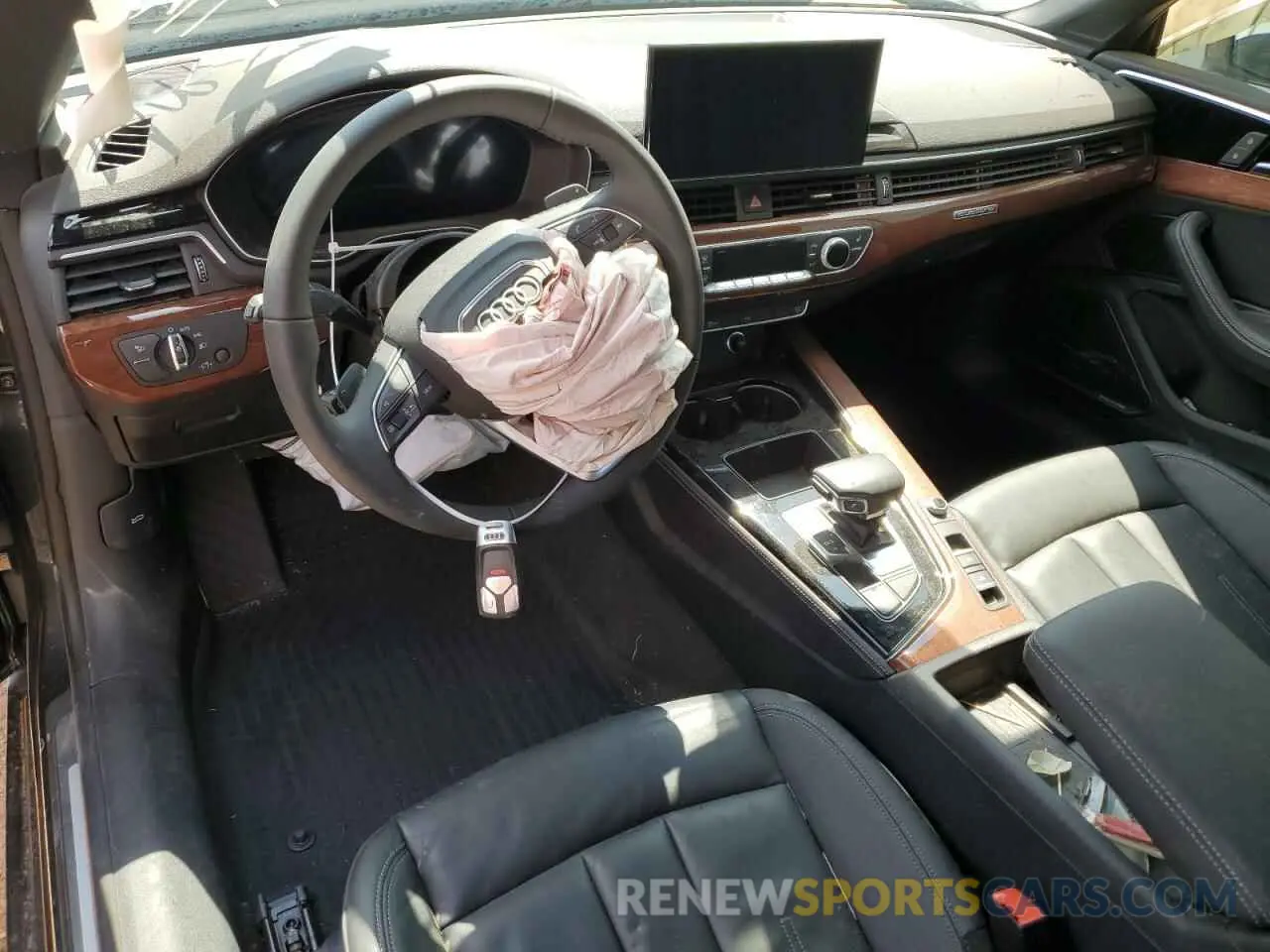 8 Photograph of a damaged car WAUWAGF56MN004871 AUDI A5 2021