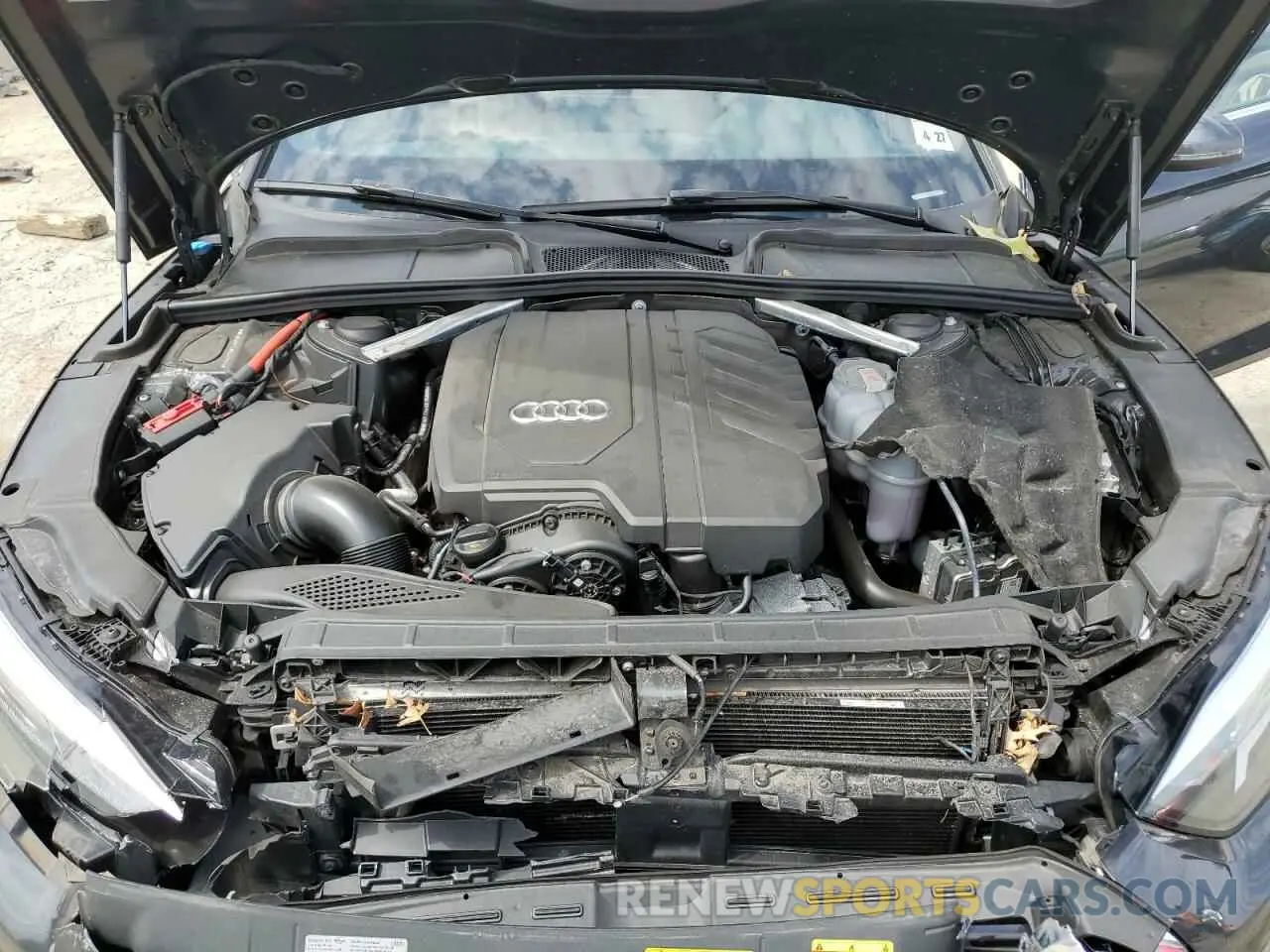 11 Photograph of a damaged car WAUABCF58NA027979 AUDI A5 2022