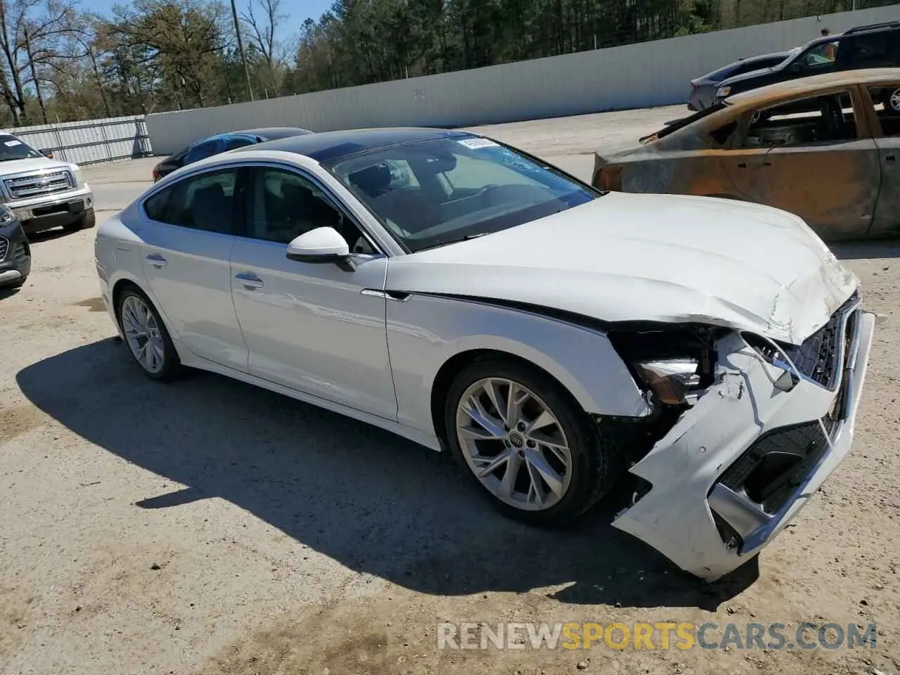 4 Photograph of a damaged car WAUABDF56NA003489 AUDI A5 2022