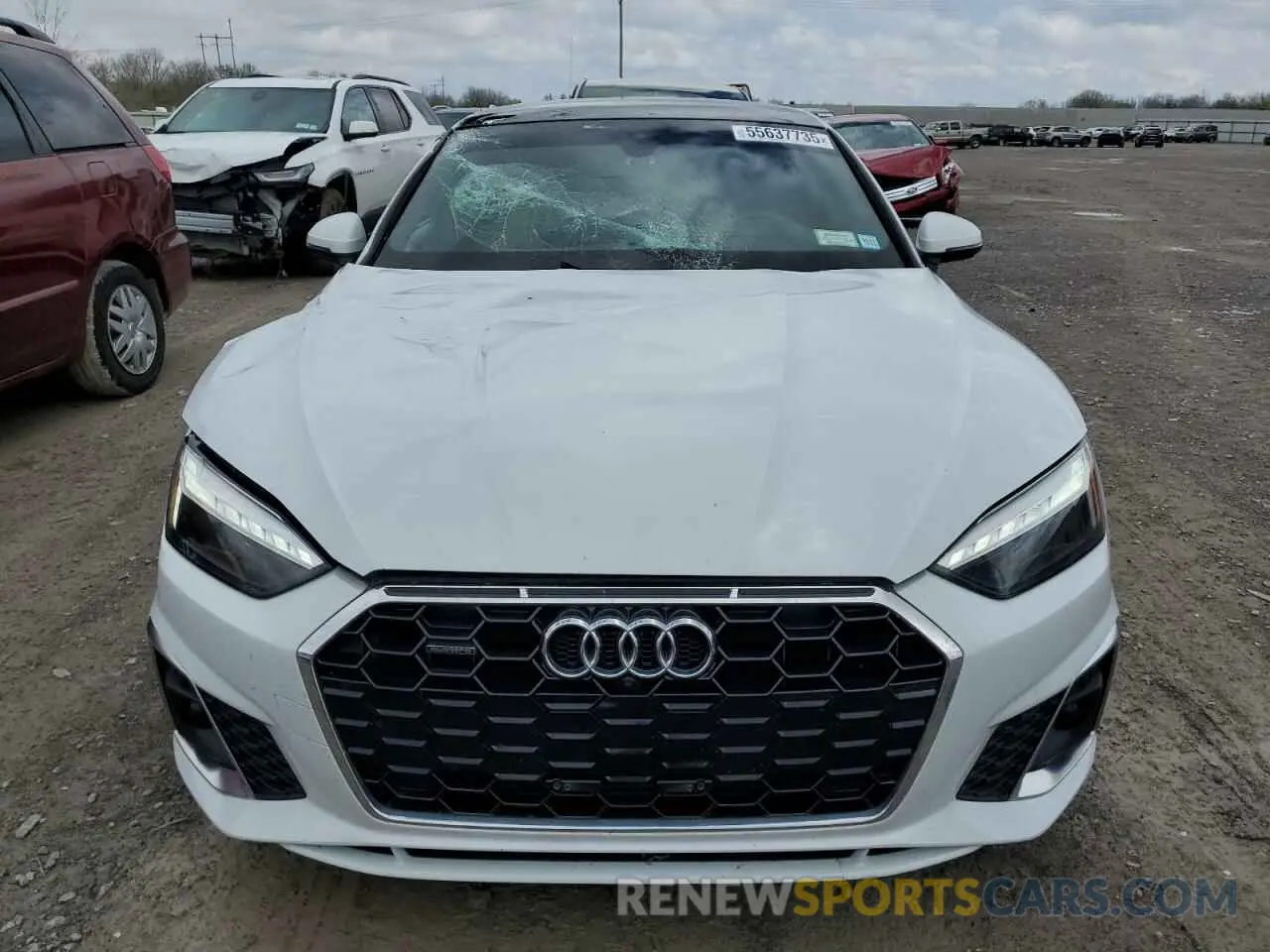 5 Photograph of a damaged car WAUFACF59NA018118 AUDI A5 2022
