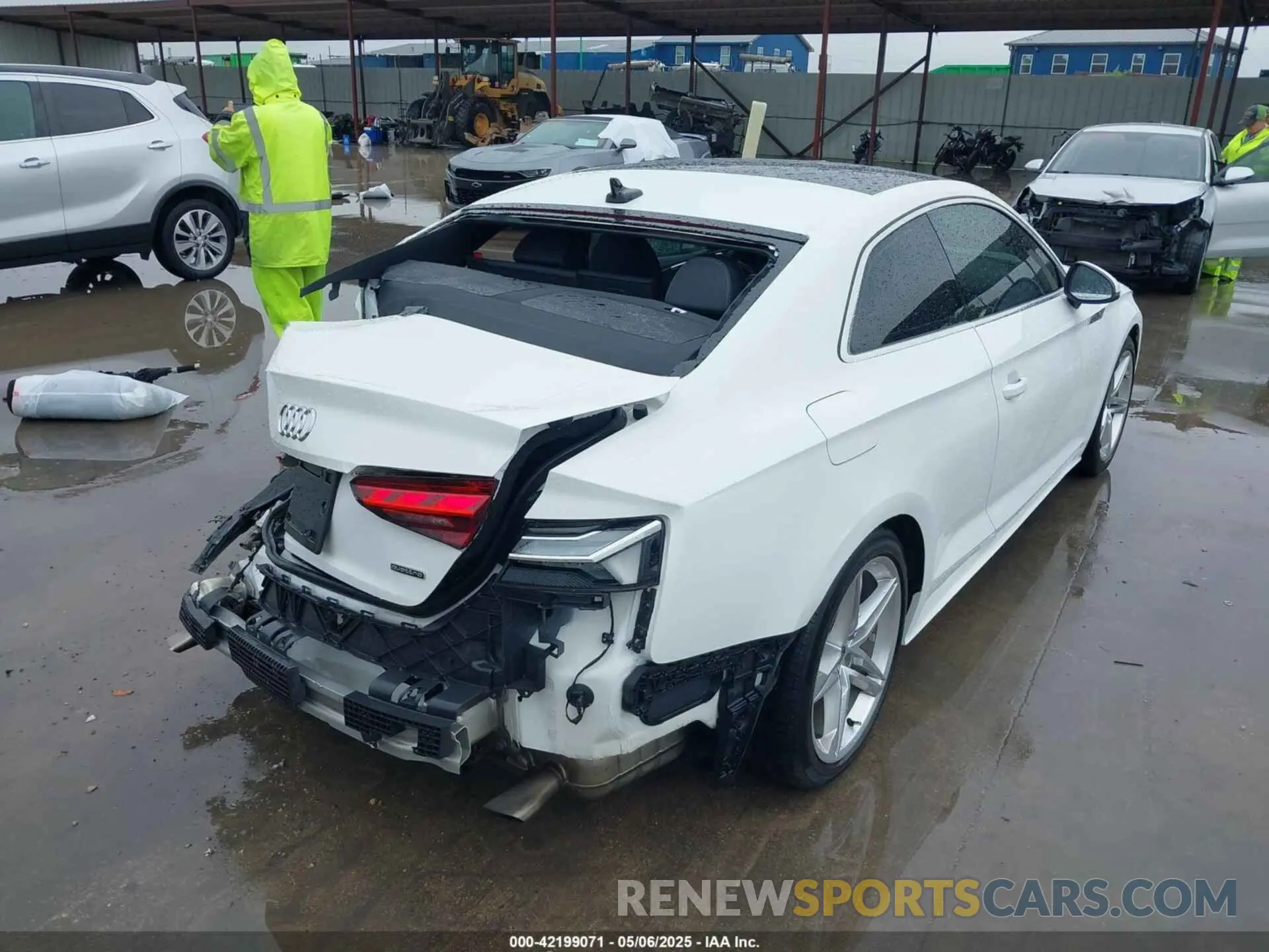 4 Photograph of a damaged car WAUSAAF52NA031196 AUDI A5 2022