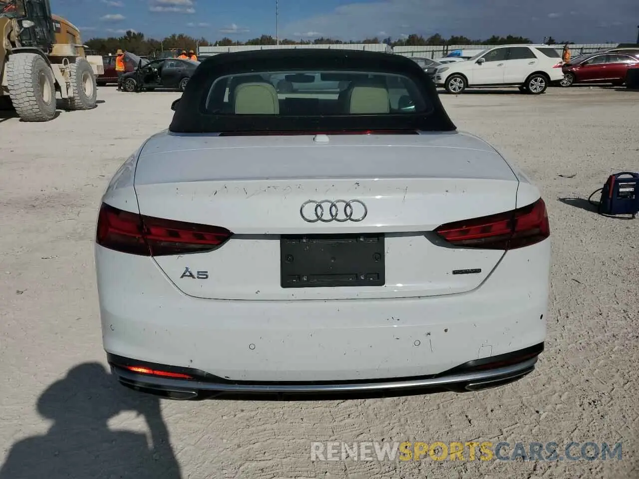 6 Photograph of a damaged car WAUWAGF51NN001846 AUDI A5 2022