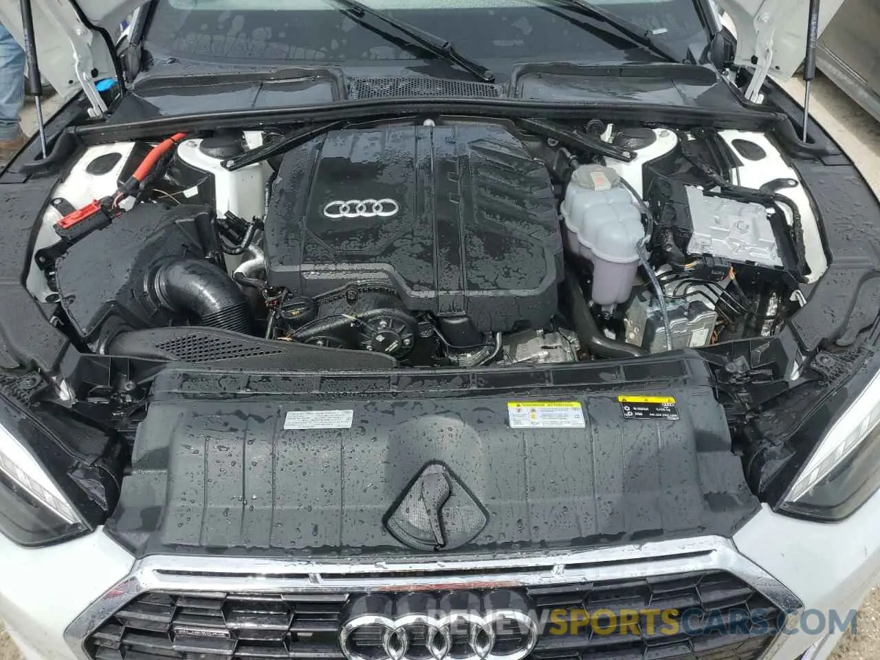 11 Photograph of a damaged car WAUWAGF57NN001723 AUDI A5 2022