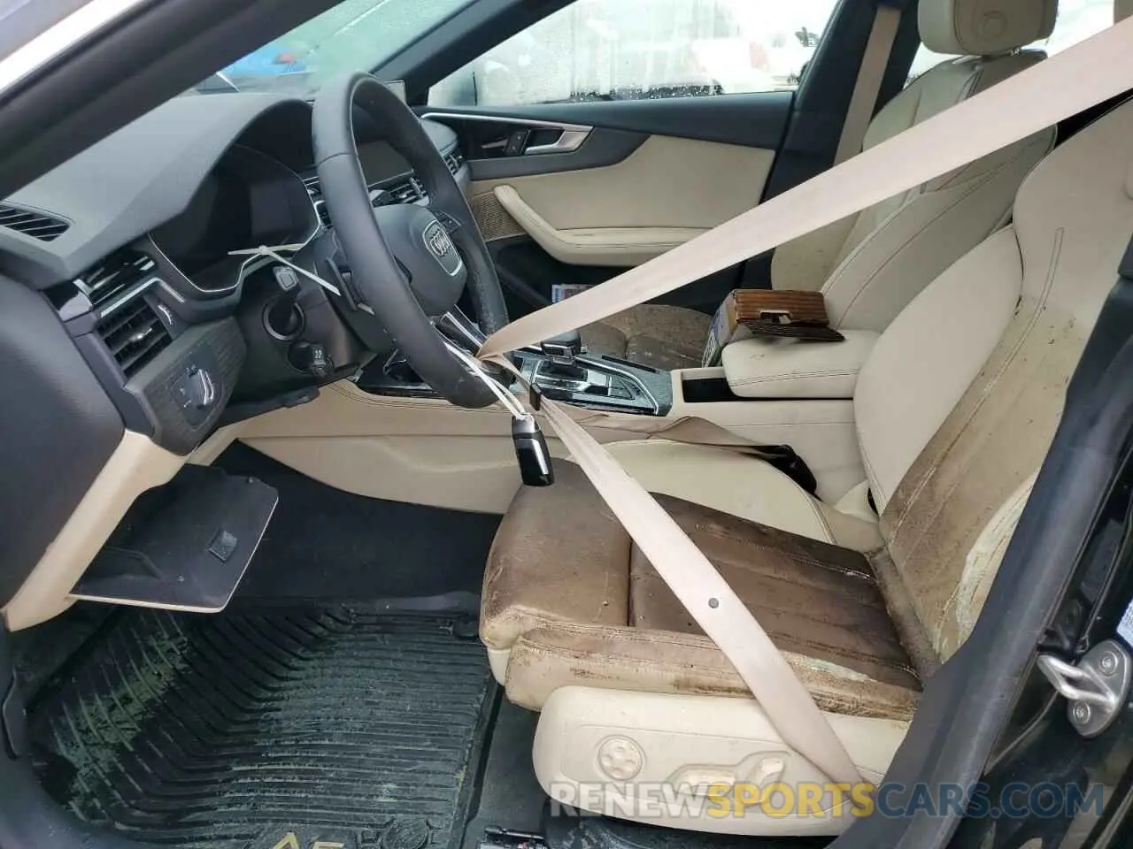 7 Photograph of a damaged car WAUFACF57PA024860 AUDI A5 2023