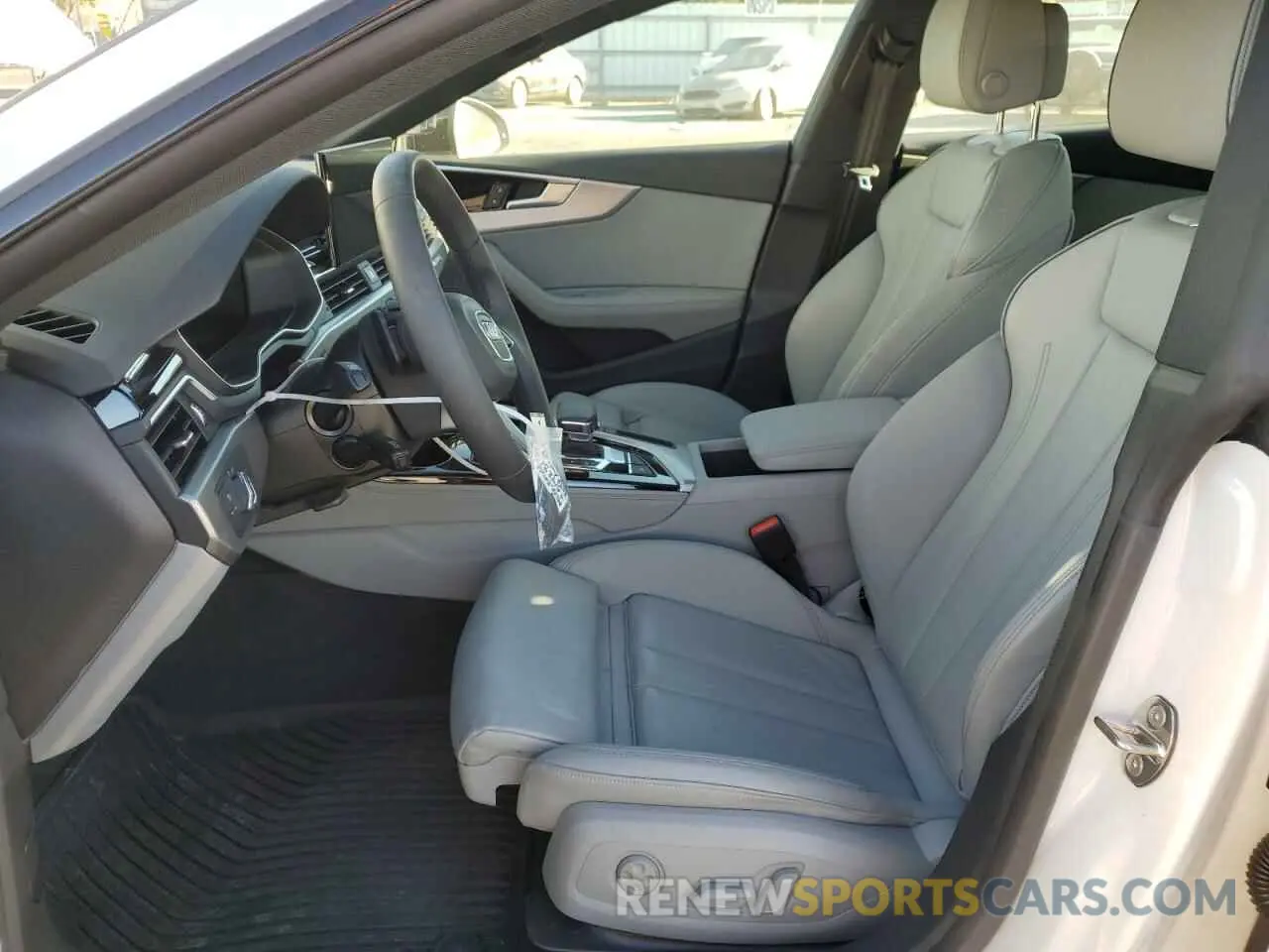 7 Photograph of a damaged car WAUFACF5XPA036369 AUDI A5 2023