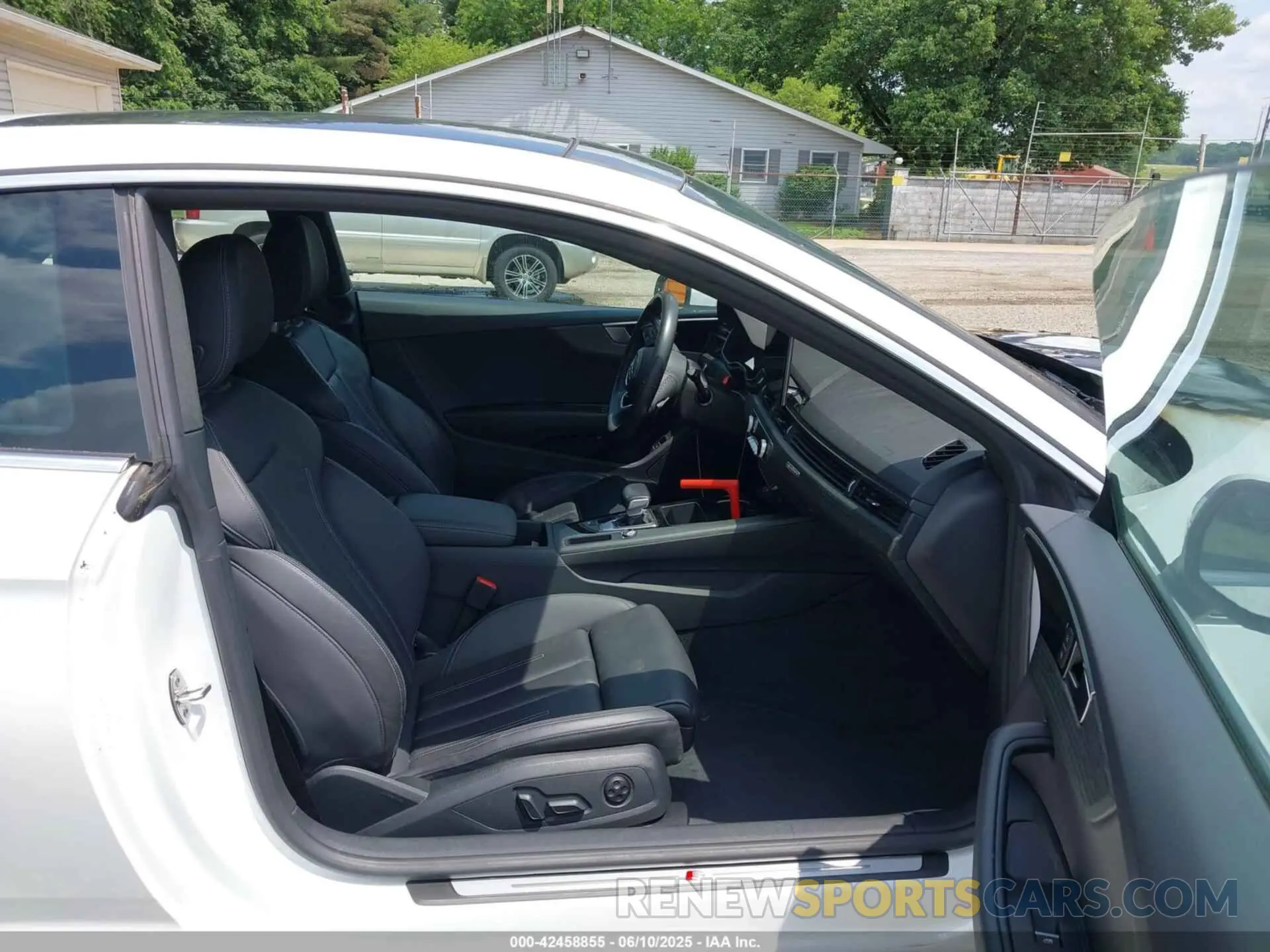 5 Photograph of a damaged car WAUSAAF55PA014704 AUDI A5 2023