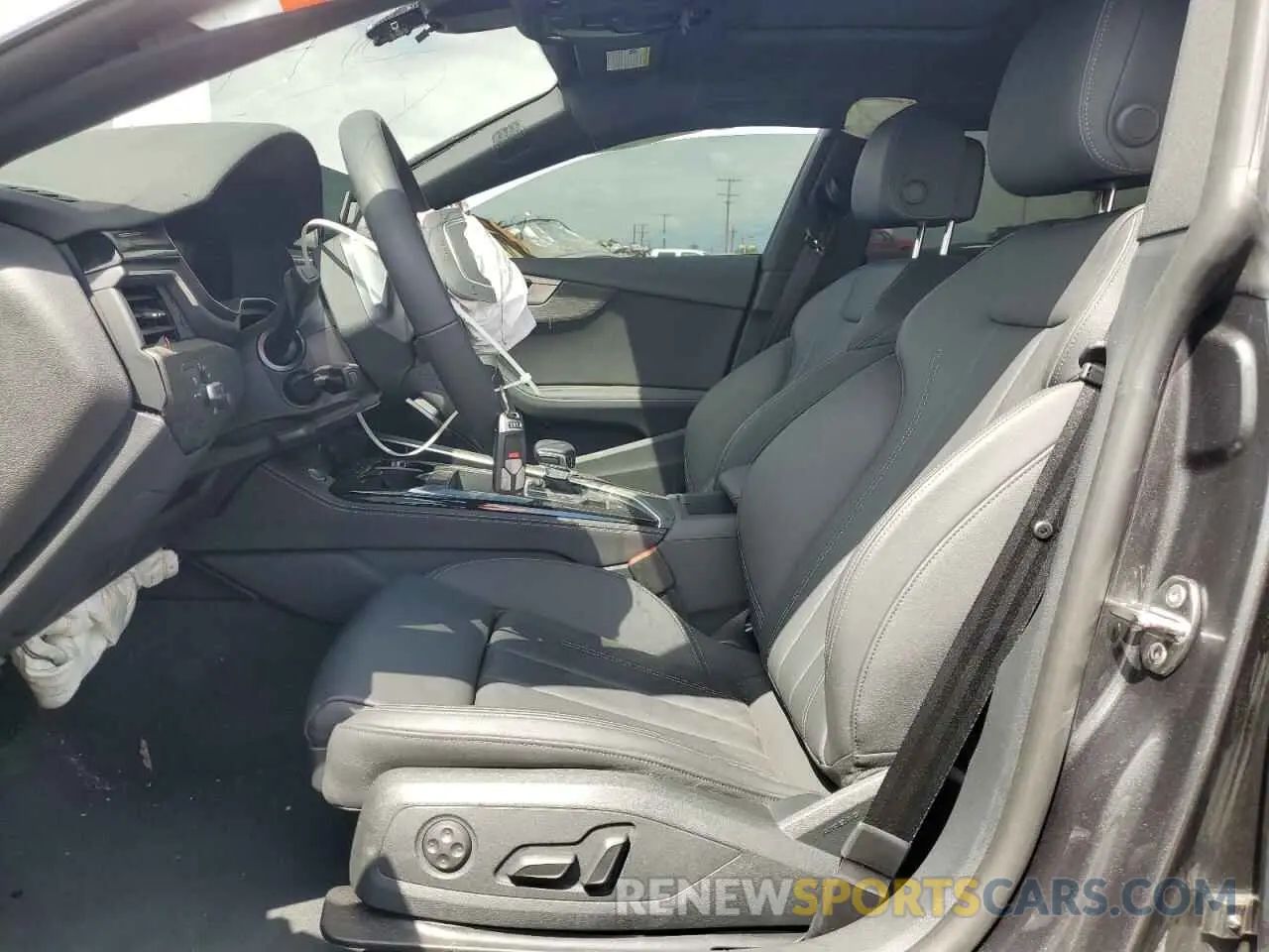 7 Photograph of a damaged car WAUFACF58RA116708 AUDI A5 2024