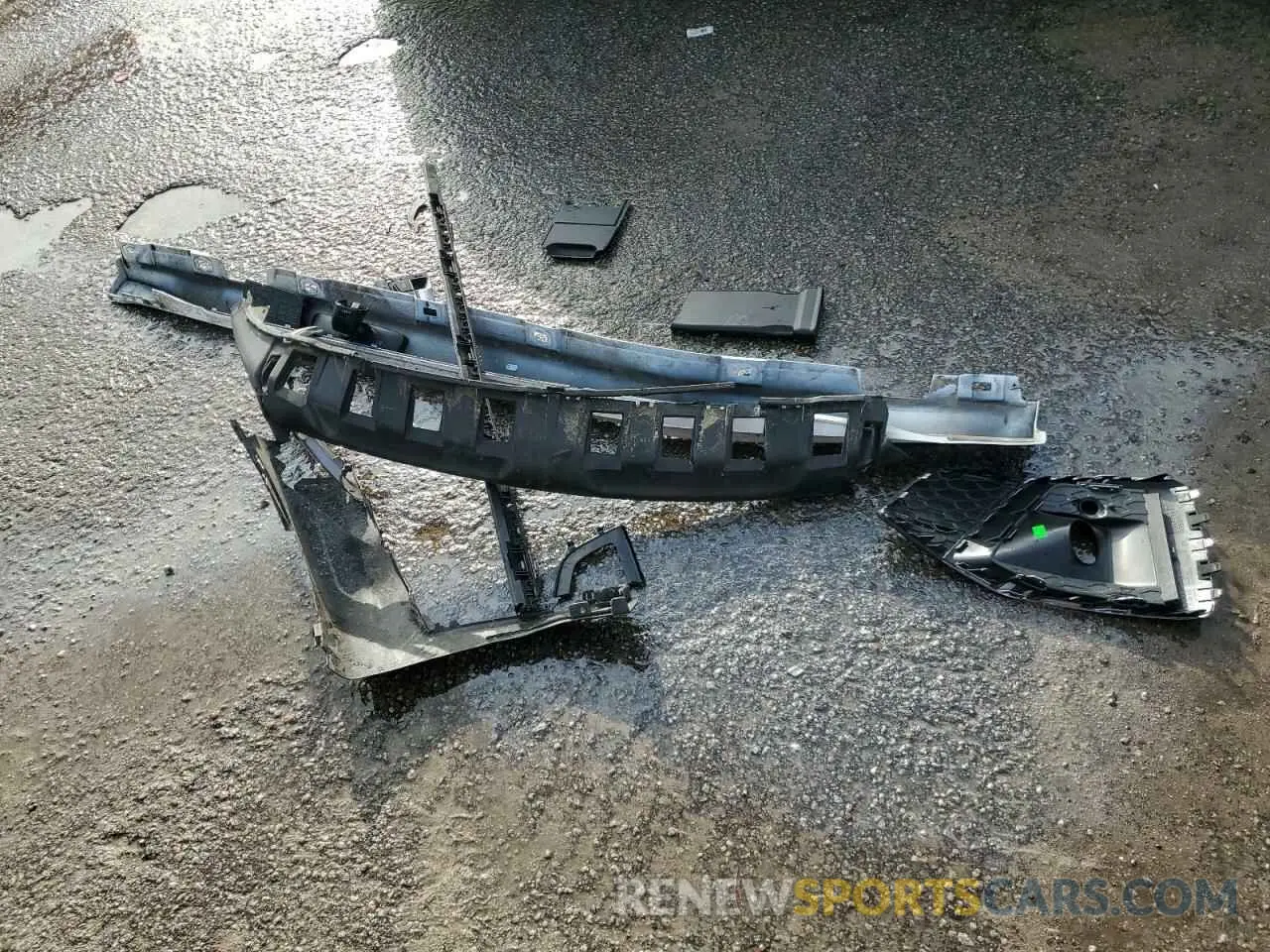 12 Photograph of a damaged car WAUFACF59RA112148 AUDI A5 2024