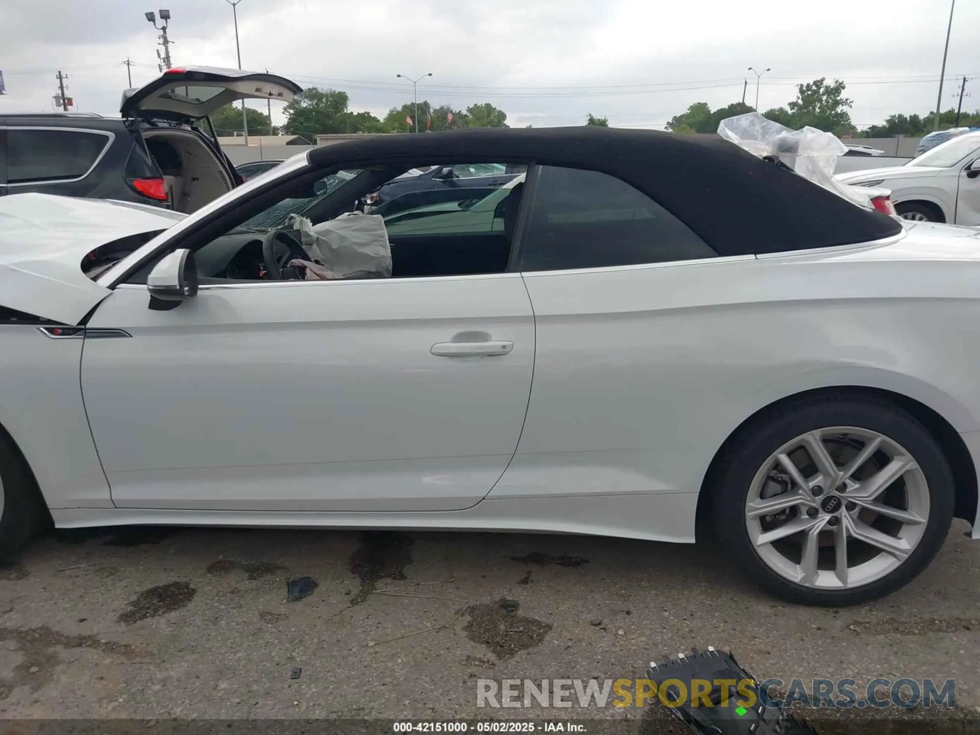 14 Photograph of a damaged car WAU3AGF58PN004720 AUDI A5 CABRIOLET 2023