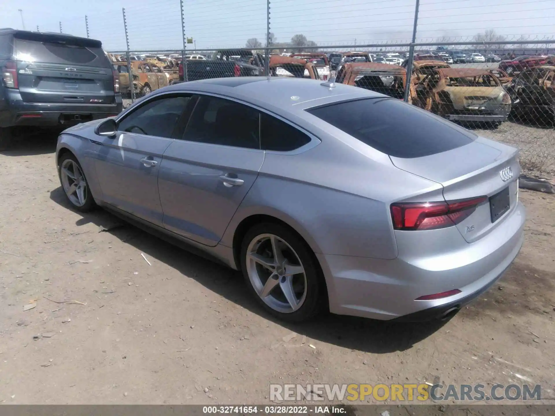 3 Photograph of a damaged car WAUDNCF57KA022014 AUDI A5 SPORTBACK 2019