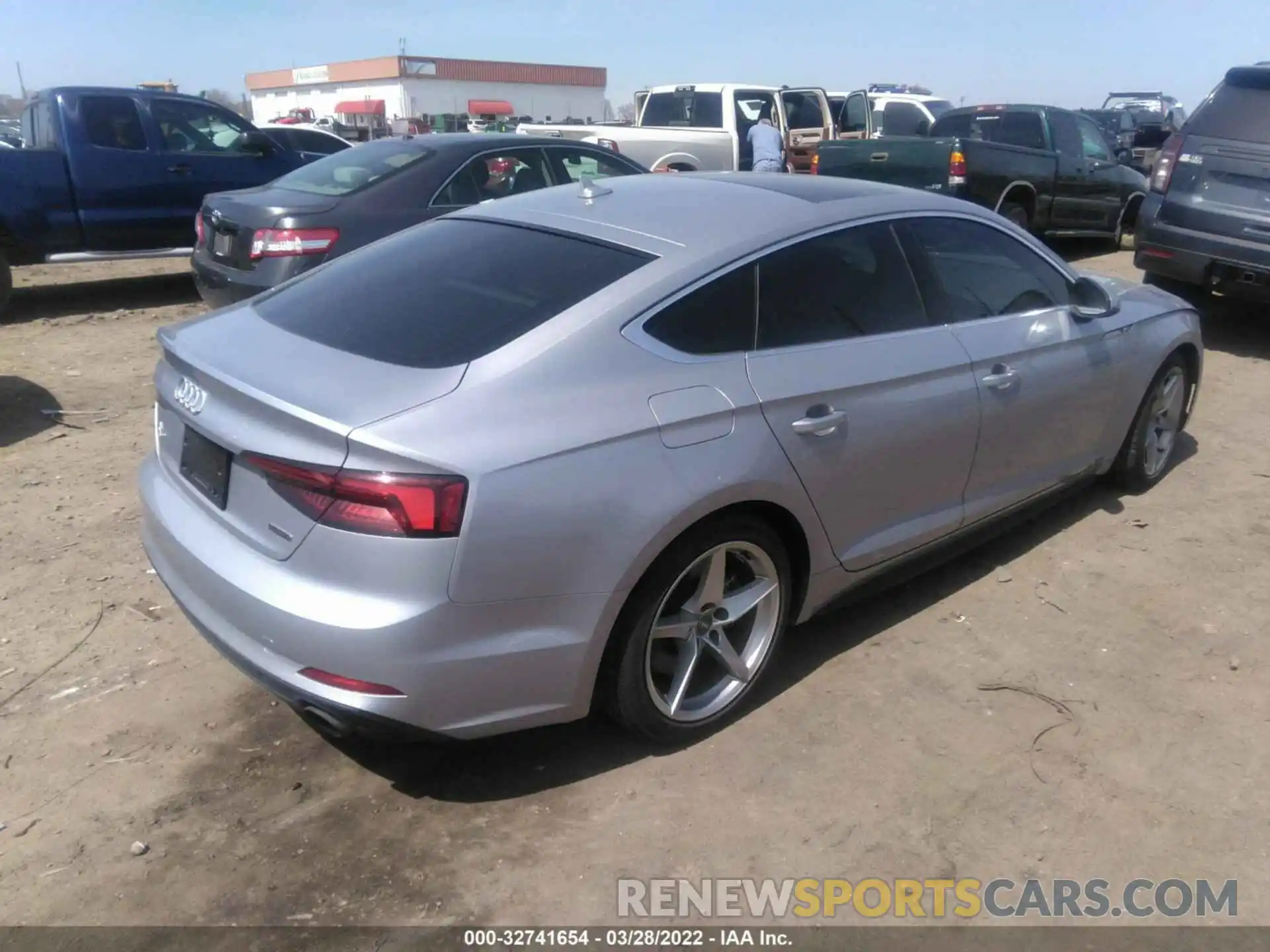 4 Photograph of a damaged car WAUDNCF57KA022014 AUDI A5 SPORTBACK 2019