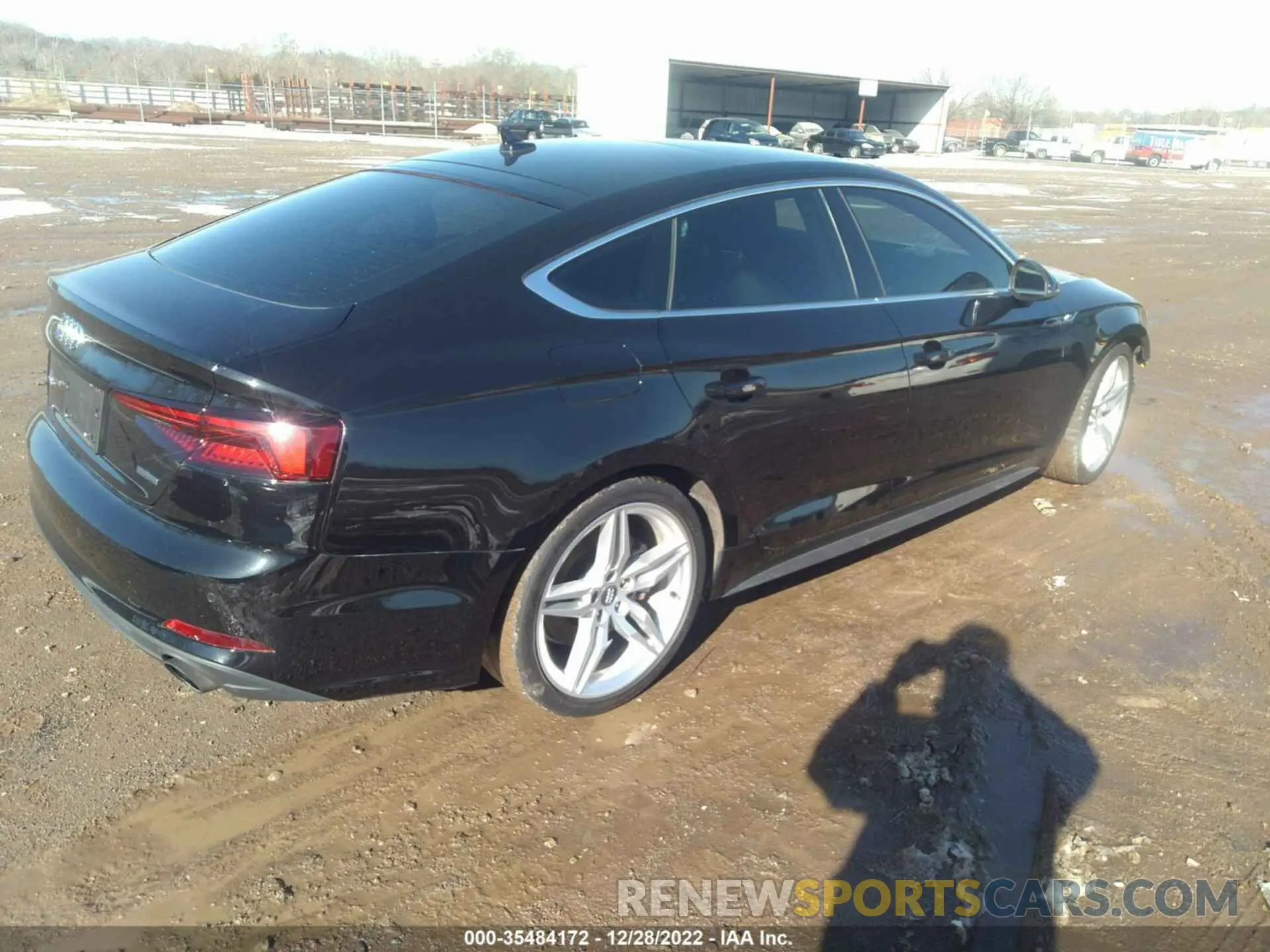 4 Photograph of a damaged car WAUENCF53KA098074 AUDI A5 SPORTBACK 2019