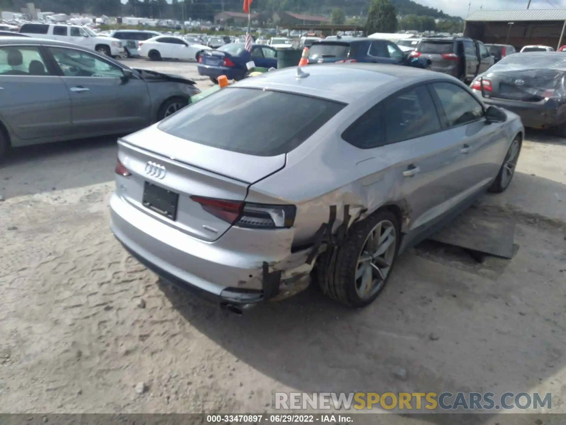 4 Photograph of a damaged car WAUENCF56KA006536 AUDI A5 SPORTBACK 2019