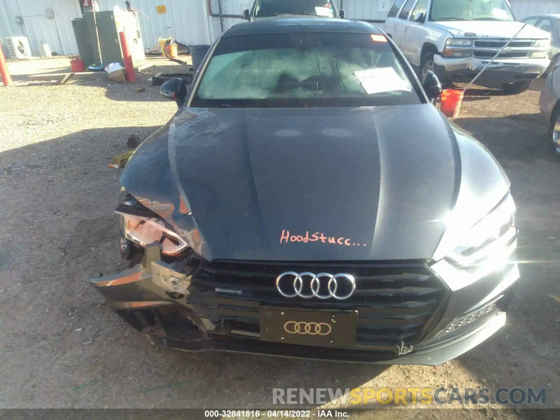 10 Photograph of a damaged car WAUENCF58KA047573 AUDI A5 SPORTBACK 2019