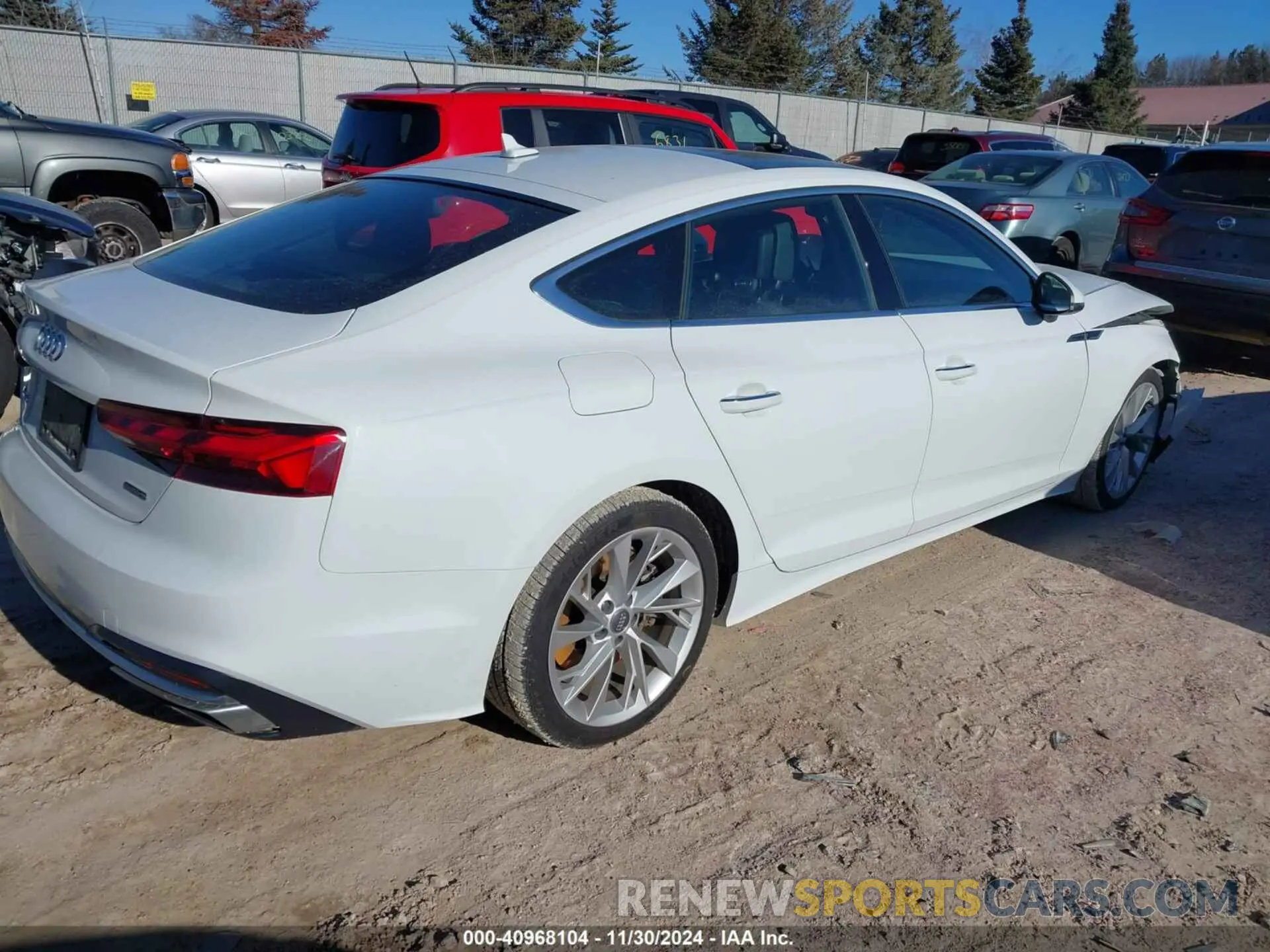 4 Photograph of a damaged car WAUANCF52LA002368 AUDI A5 SPORTBACK 2020