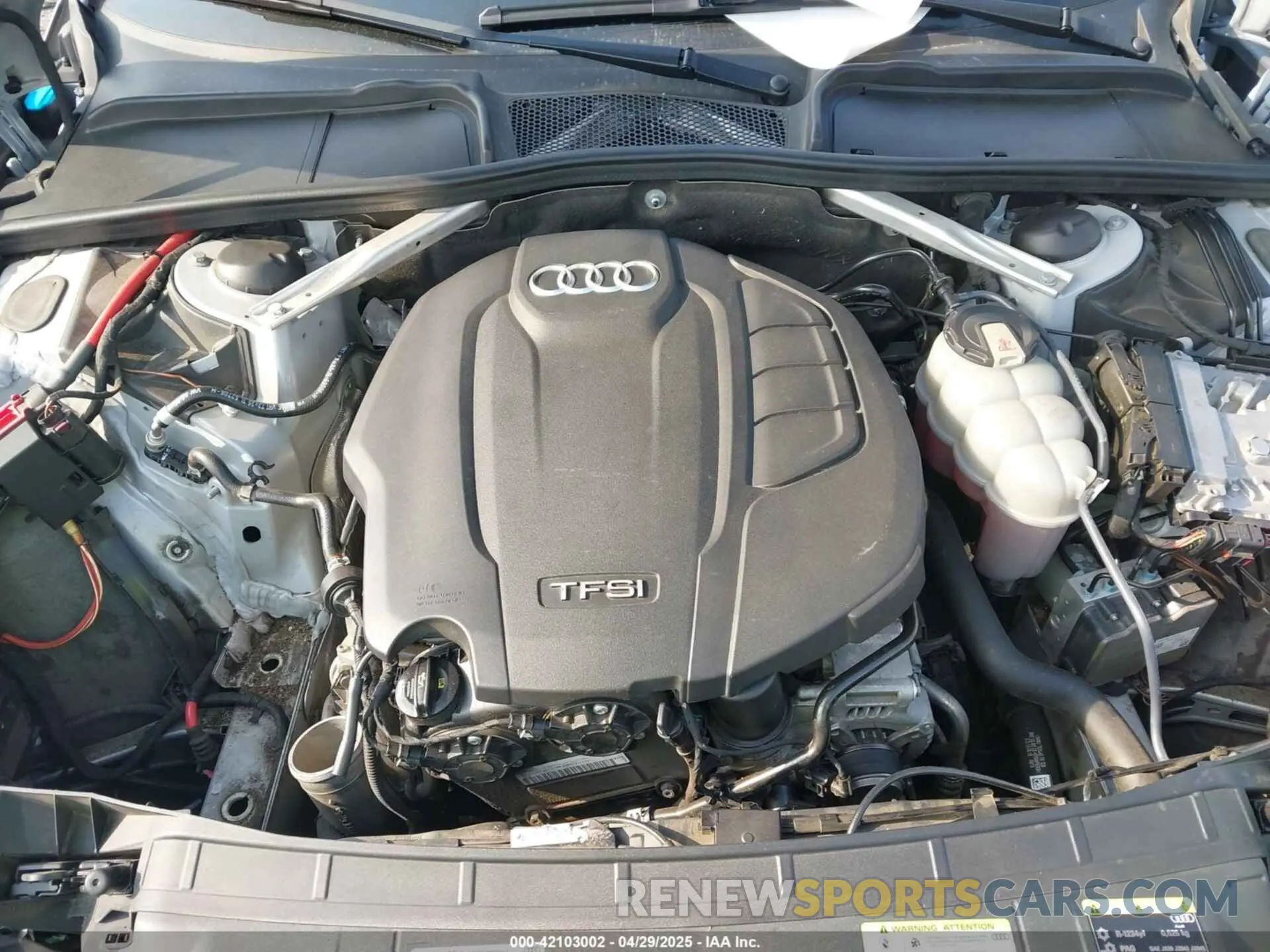 10 Photograph of a damaged car WAUANCF57LA008747 AUDI A5 SPORTBACK 2020