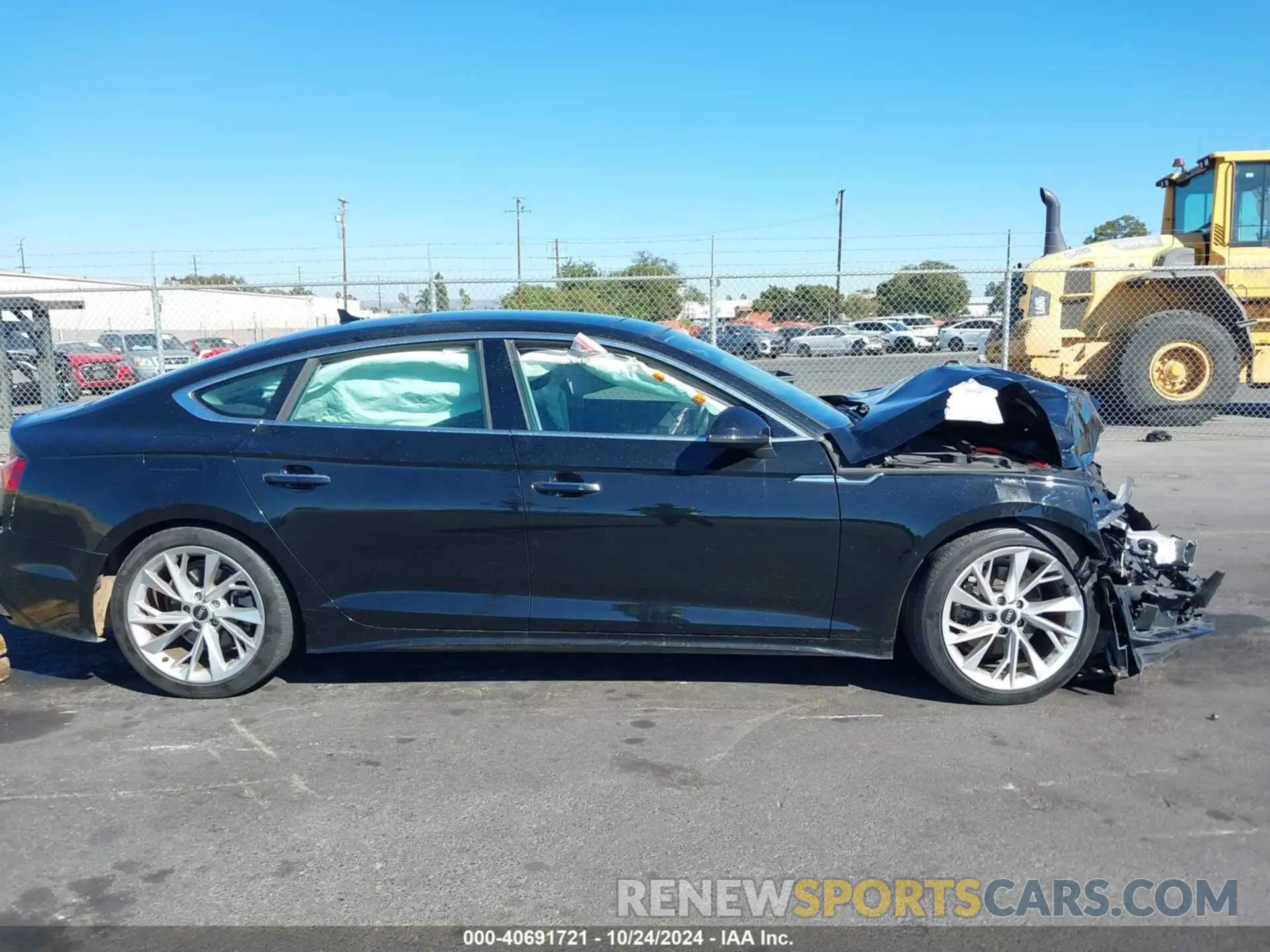 12 Photograph of a damaged car WAUABCF52MA026437 AUDI A5 SPORTBACK 2021