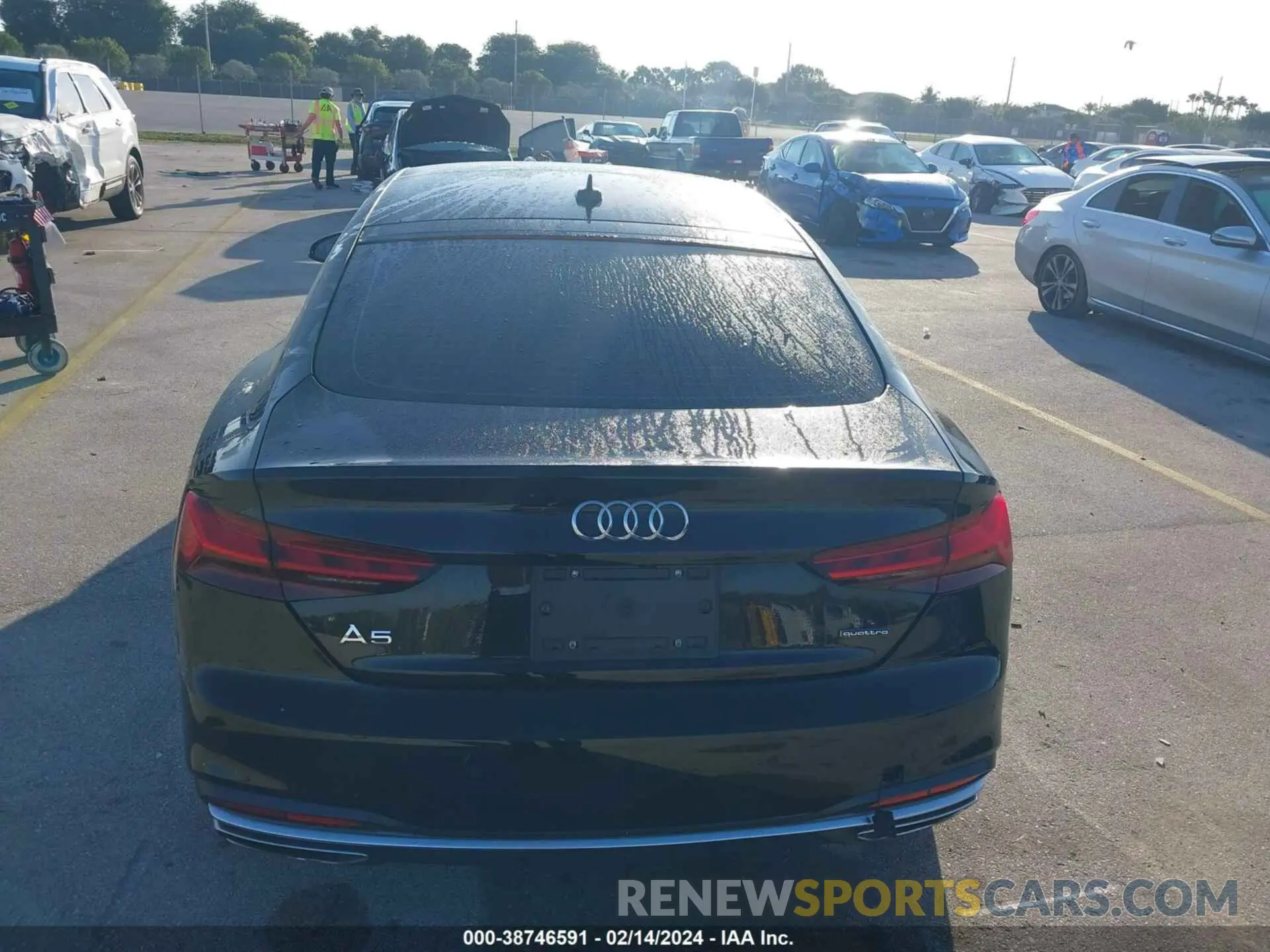 16 Photograph of a damaged car WAUABCF53MA036944 AUDI A5 SPORTBACK 2021