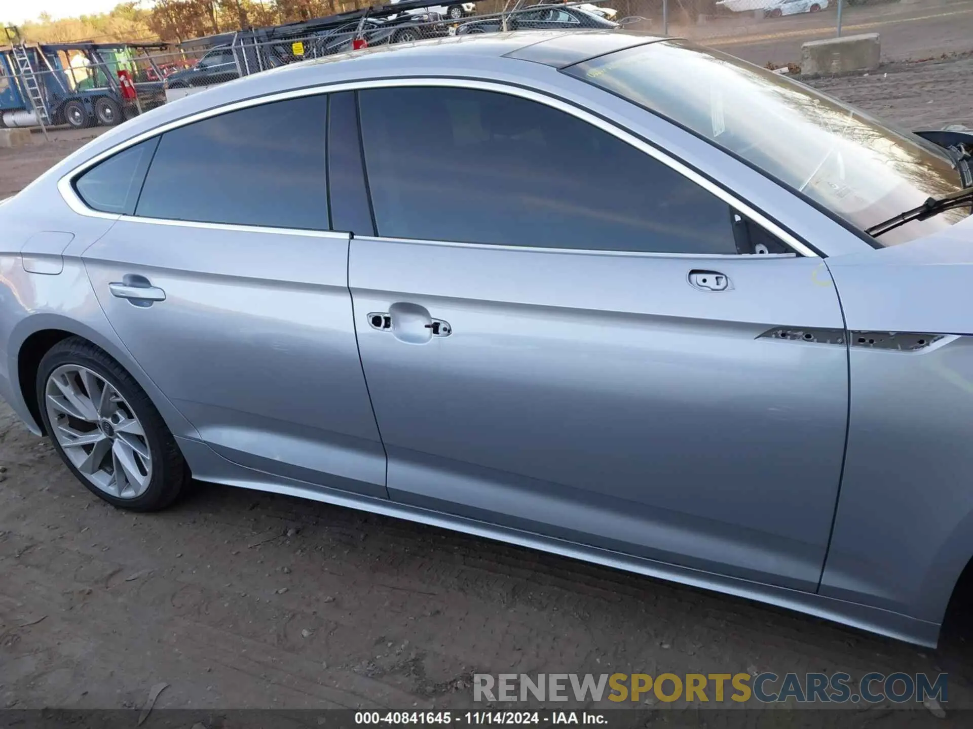 14 Photograph of a damaged car WAUABCF59MA039900 AUDI A5 SPORTBACK 2021