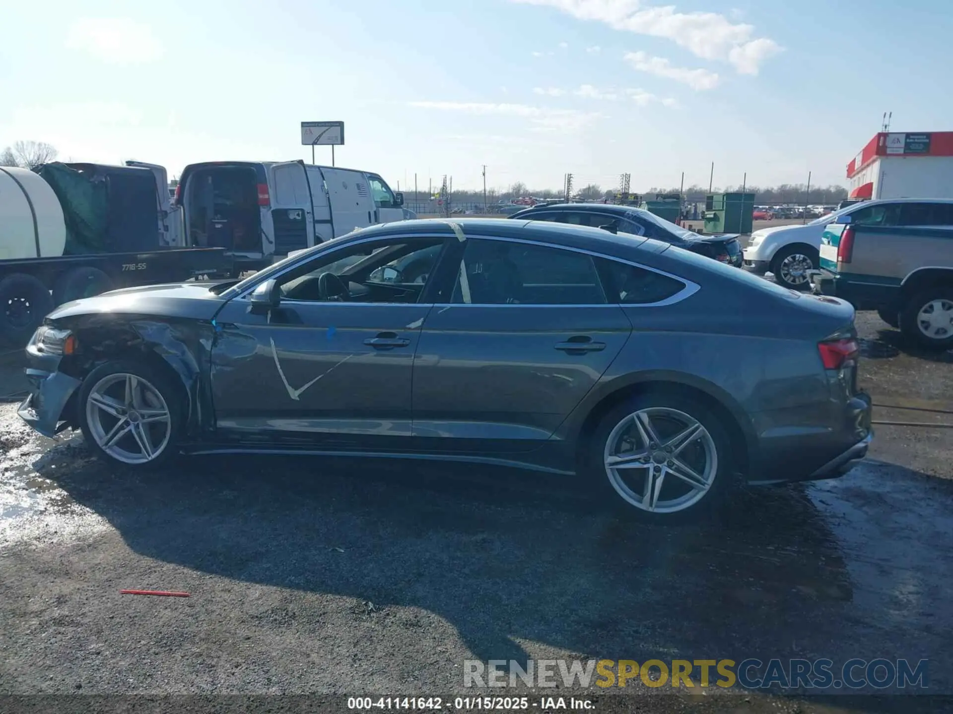 14 Photograph of a damaged car WAUDACF52MA012182 AUDI A5 SPORTBACK 2021
