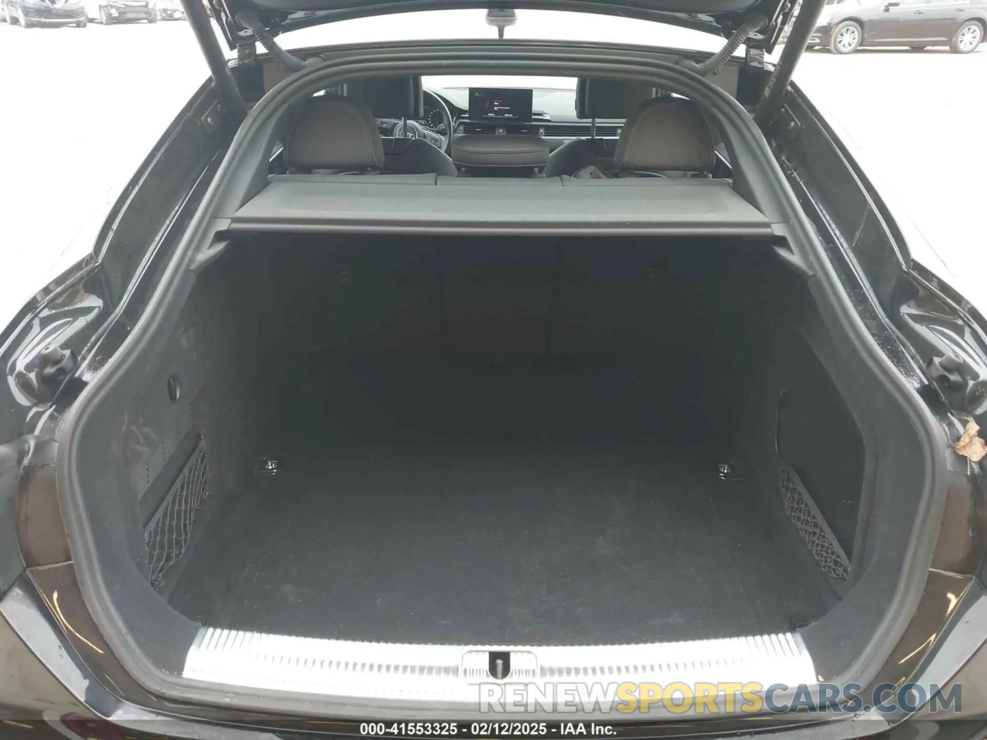 19 Photograph of a damaged car WAUDACF52MA030374 AUDI A5 SPORTBACK 2021