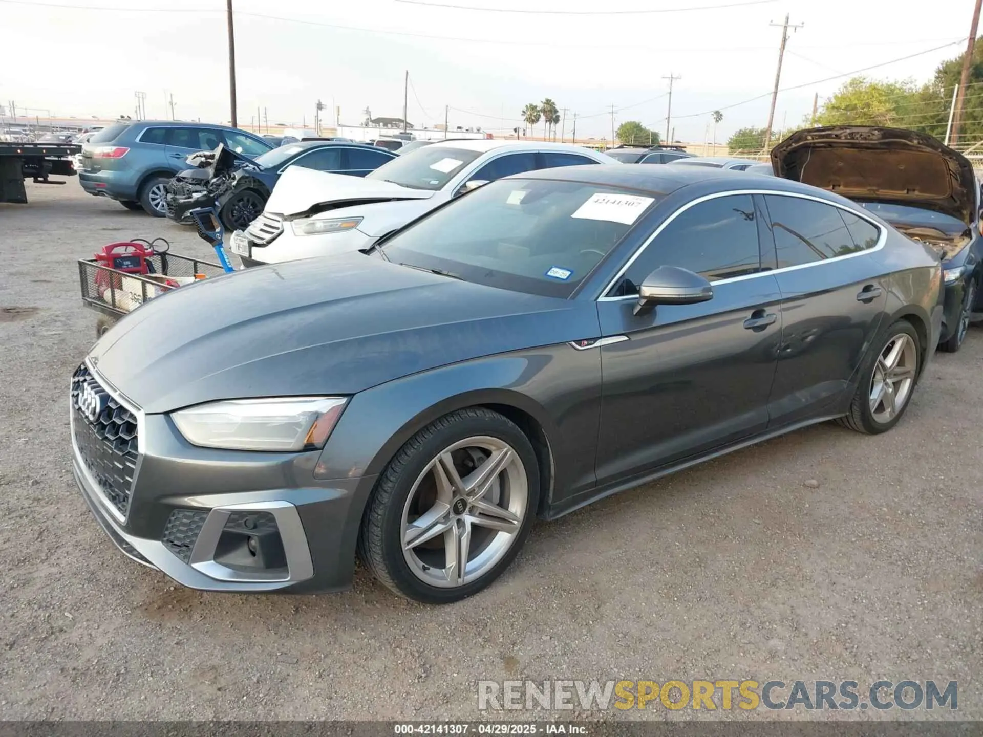 2 Photograph of a damaged car WAUDACF54MA057382 AUDI A5 SPORTBACK 2021