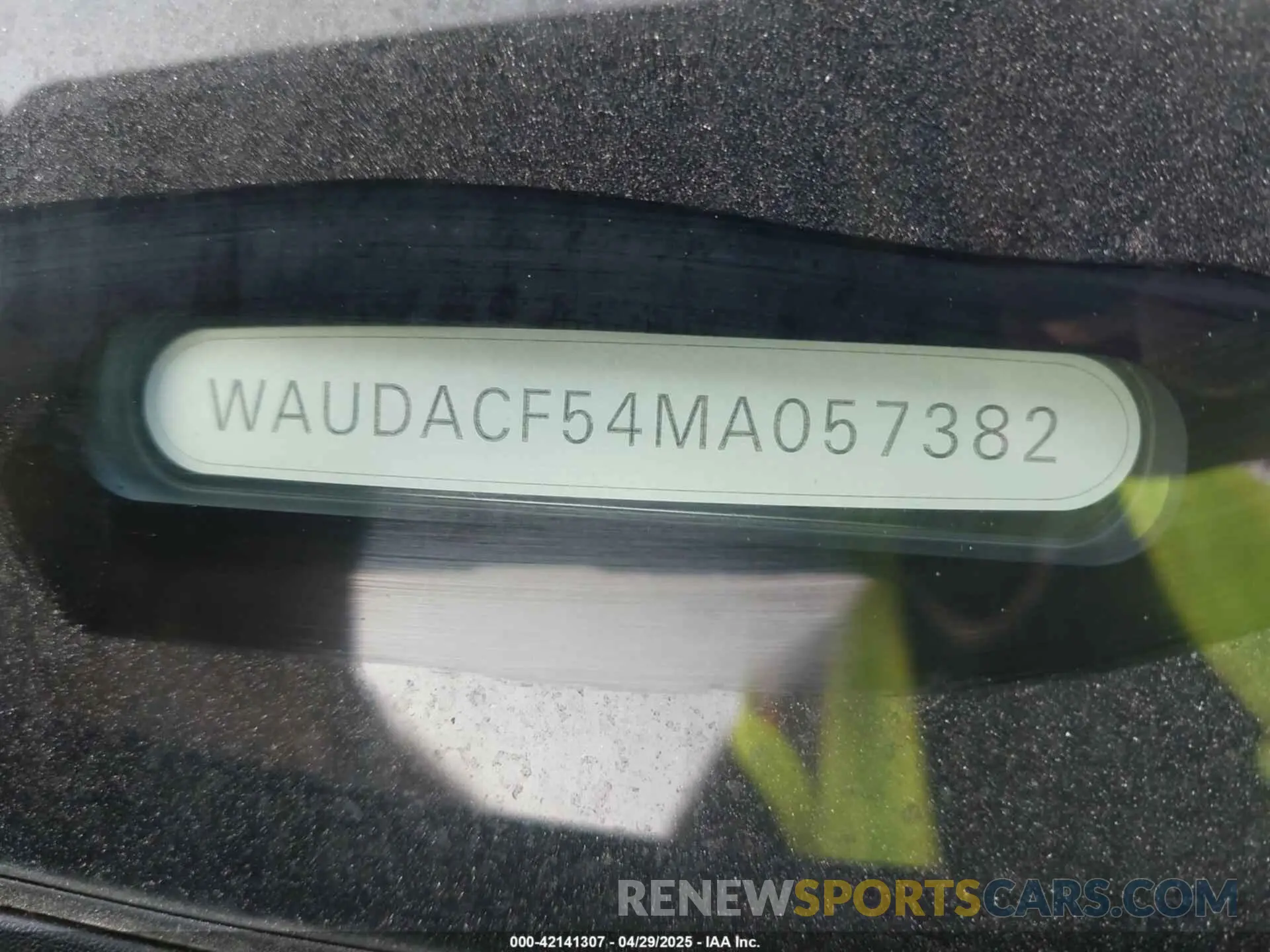 9 Photograph of a damaged car WAUDACF54MA057382 AUDI A5 SPORTBACK 2021