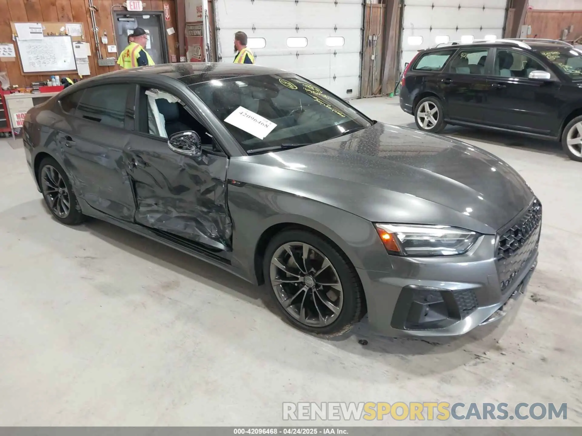 1 Photograph of a damaged car WAUDACF57MA014042 AUDI A5 SPORTBACK 2021