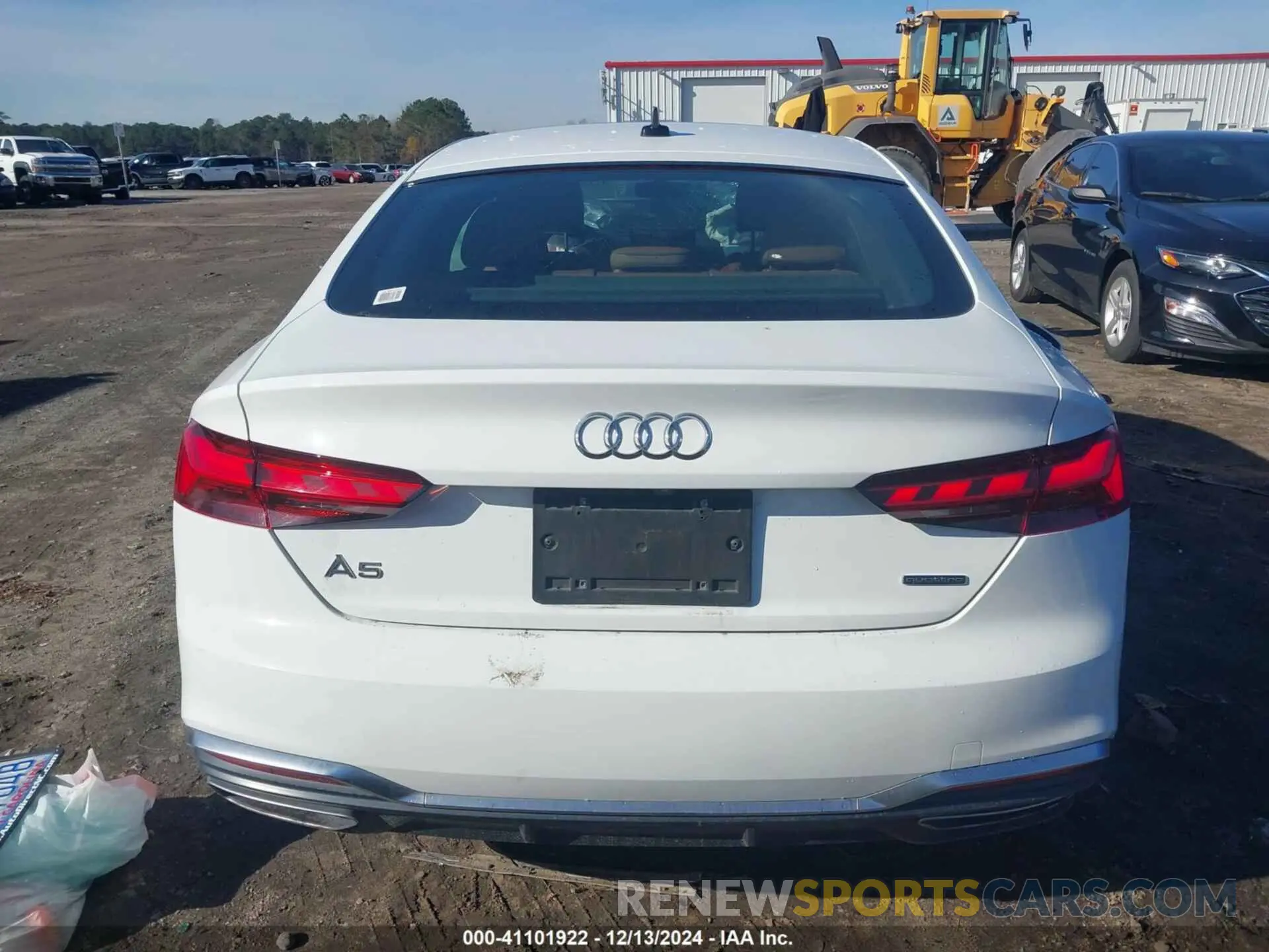 16 Photograph of a damaged car WAUDACF57MA015997 AUDI A5 SPORTBACK 2021