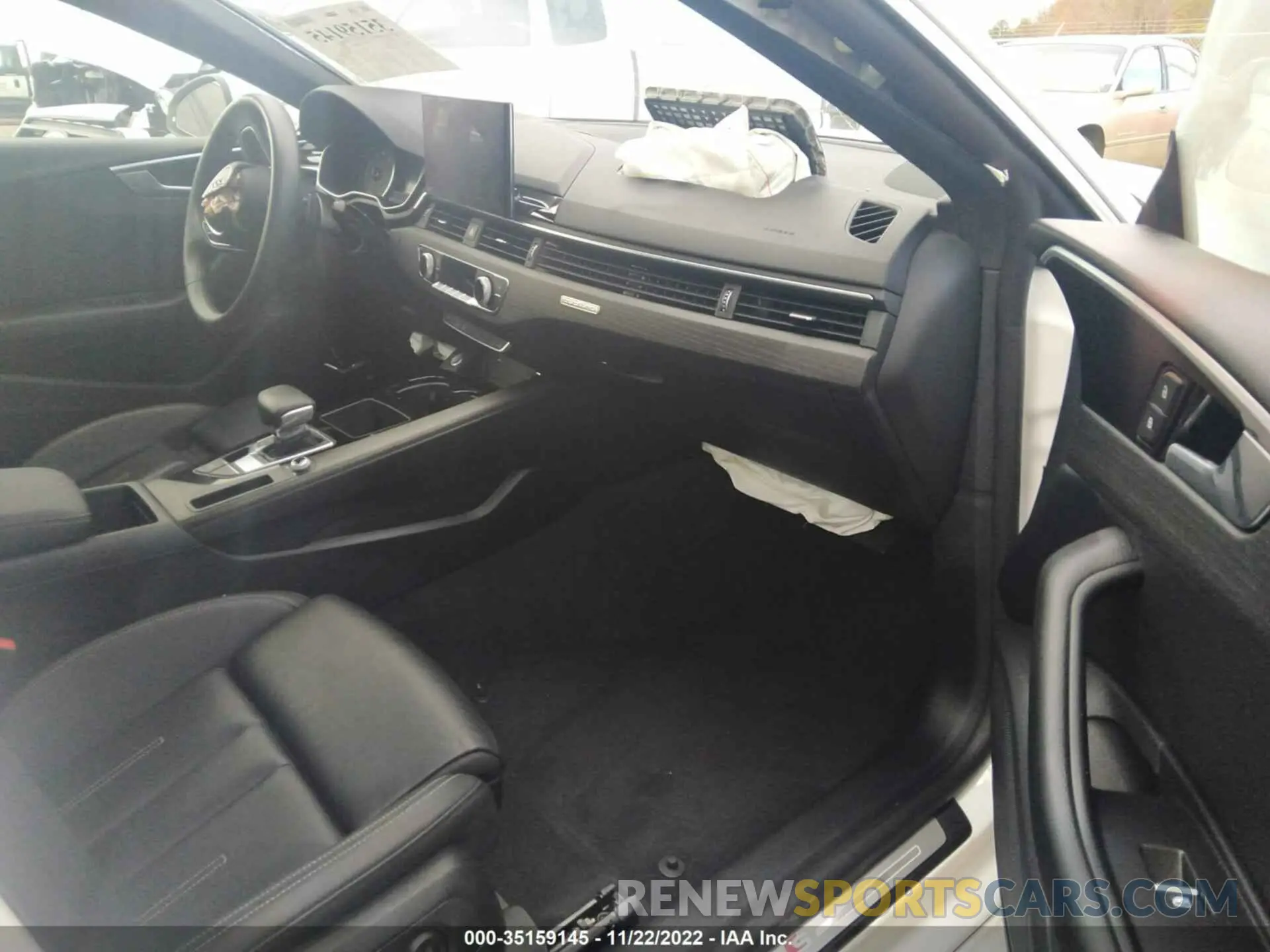 5 Photograph of a damaged car WAUDACF57MA026241 AUDI A5 SPORTBACK 2021