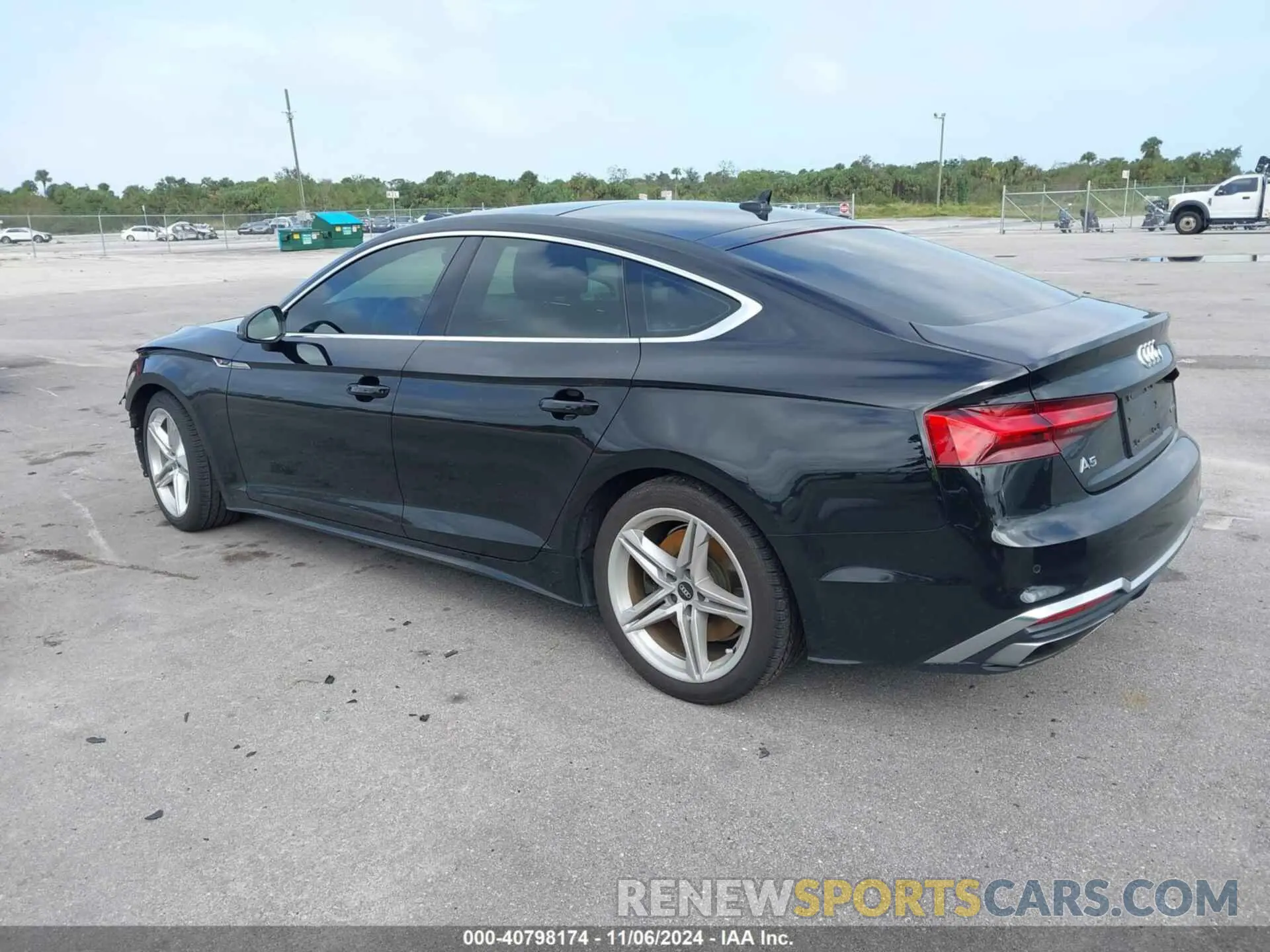 3 Photograph of a damaged car WAUDACF5XMA038268 AUDI A5 SPORTBACK 2021
