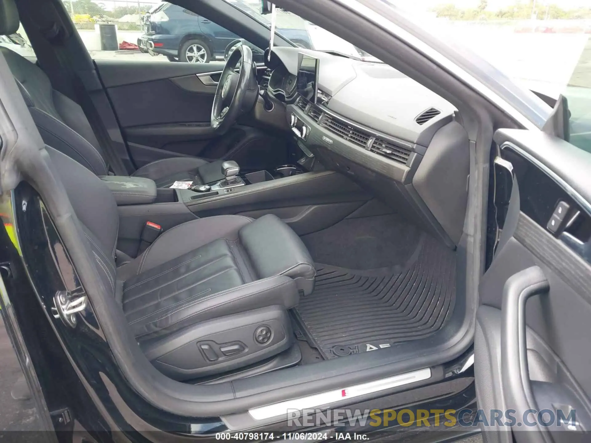 5 Photograph of a damaged car WAUDACF5XMA038268 AUDI A5 SPORTBACK 2021