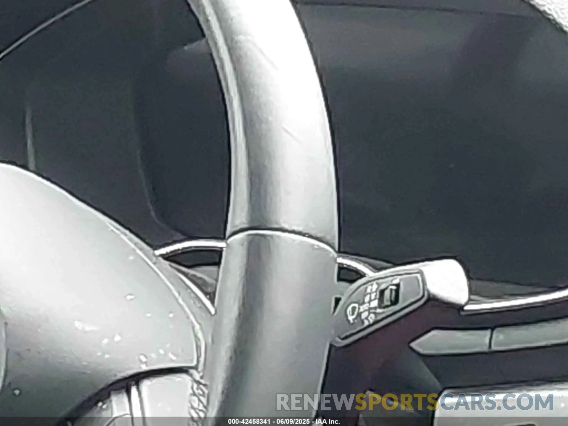 14 Photograph of a damaged car WAUFACF50MA032407 AUDI A5 SPORTBACK 2021