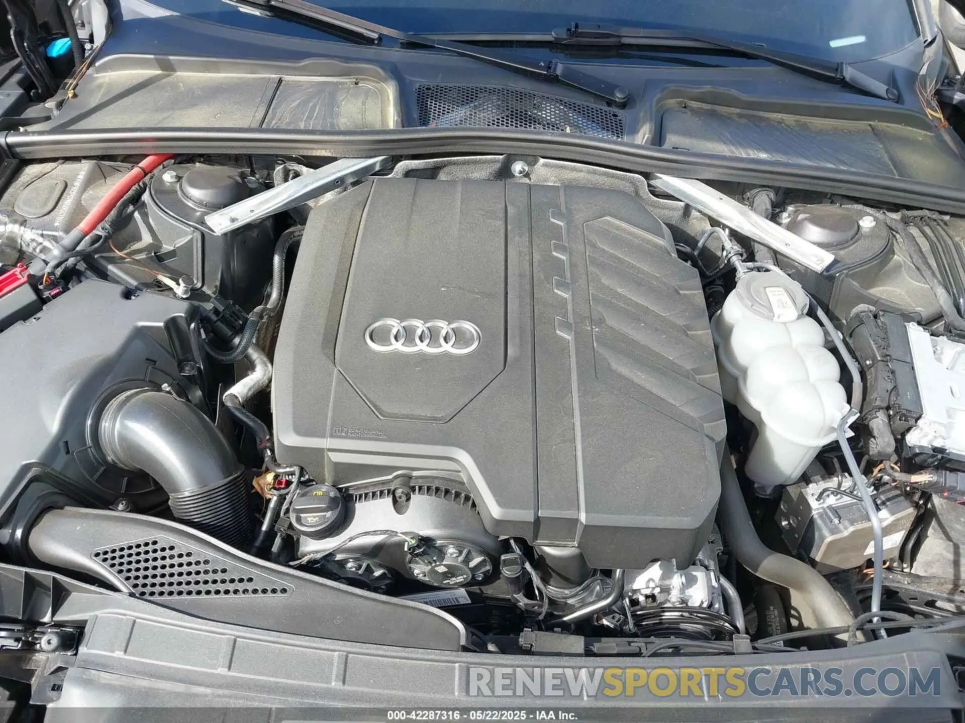 10 Photograph of a damaged car WAUFACF57MA054789 AUDI A5 SPORTBACK 2021