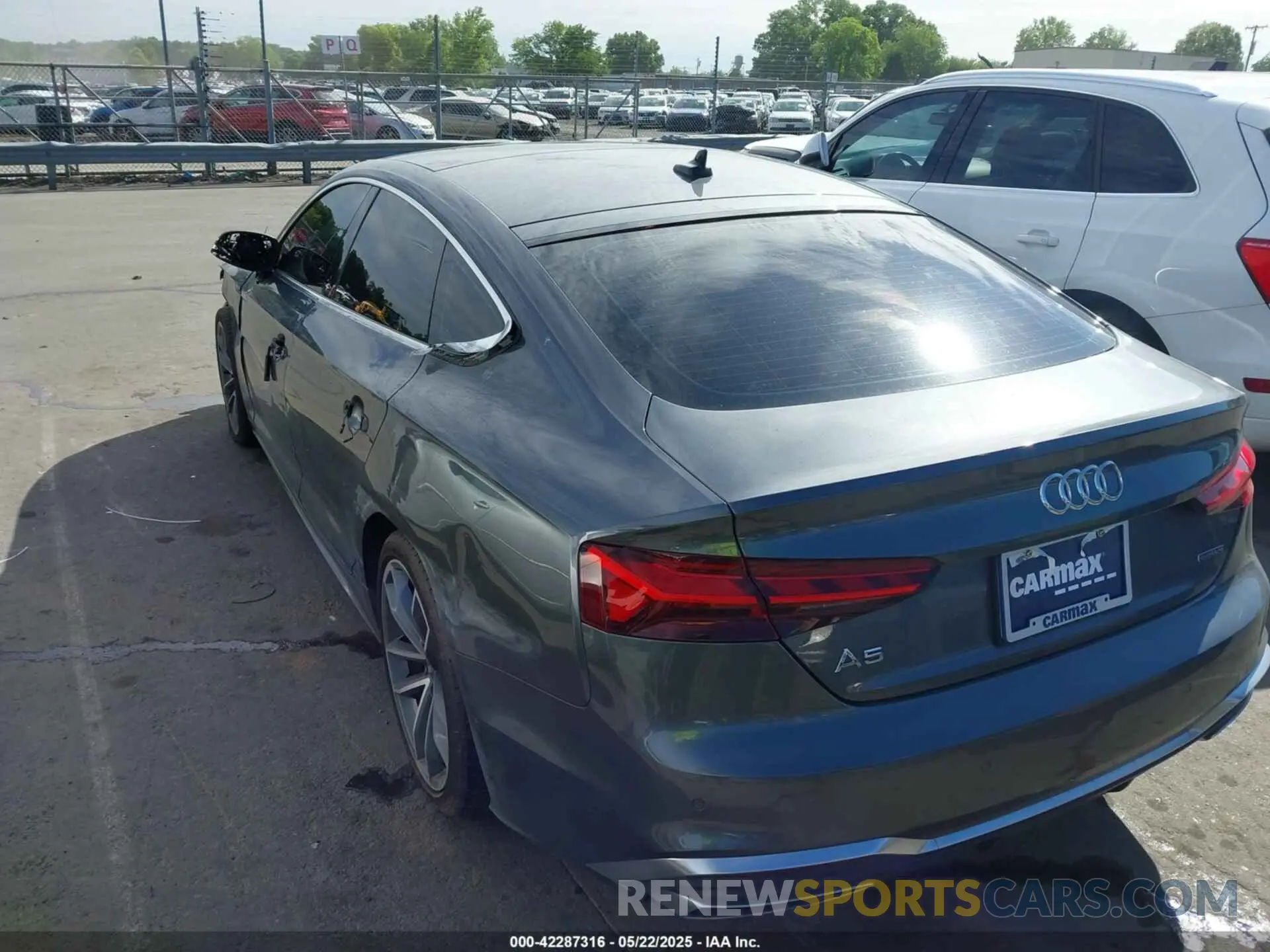 3 Photograph of a damaged car WAUFACF57MA054789 AUDI A5 SPORTBACK 2021