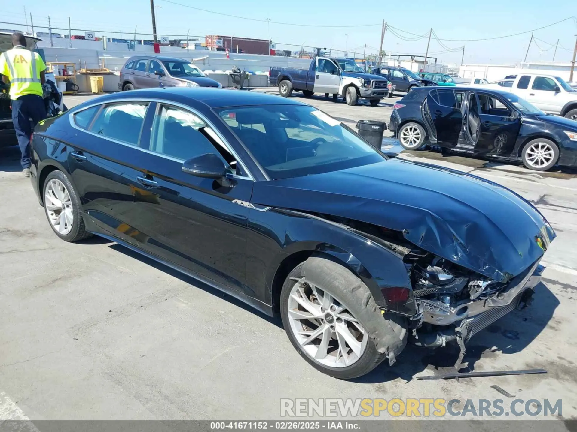 1 Photograph of a damaged car WAUABCF58NA006596 AUDI A5 SPORTBACK 2022