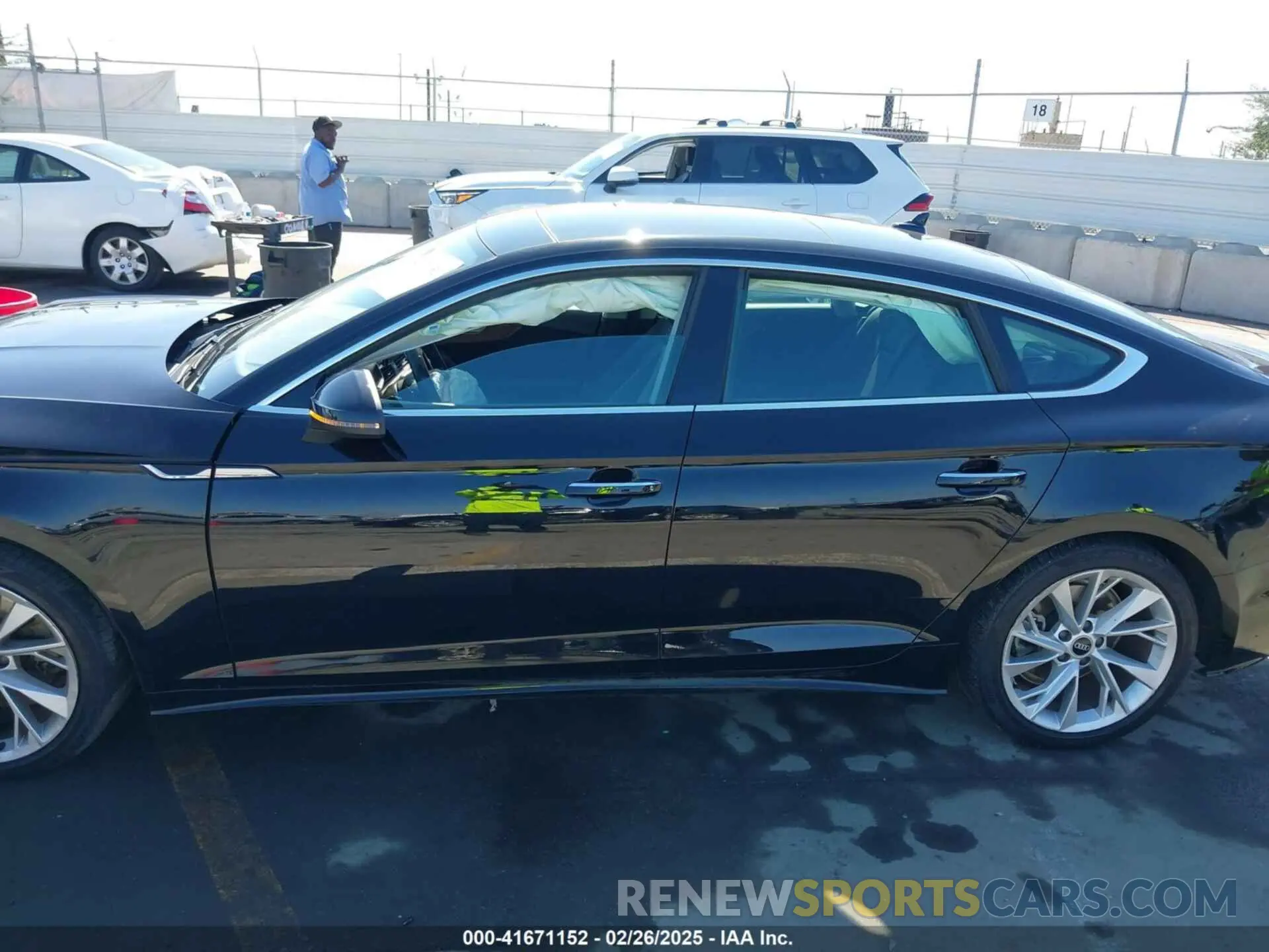 14 Photograph of a damaged car WAUABCF58NA006596 AUDI A5 SPORTBACK 2022