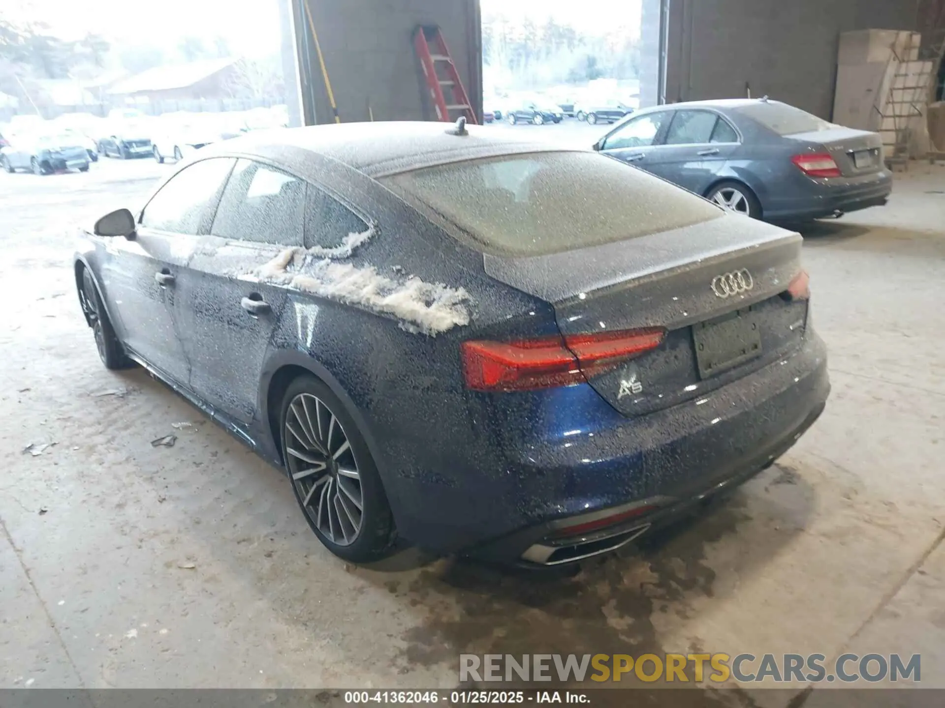 3 Photograph of a damaged car WAUCBCF57NA005917 AUDI A5 SPORTBACK 2022