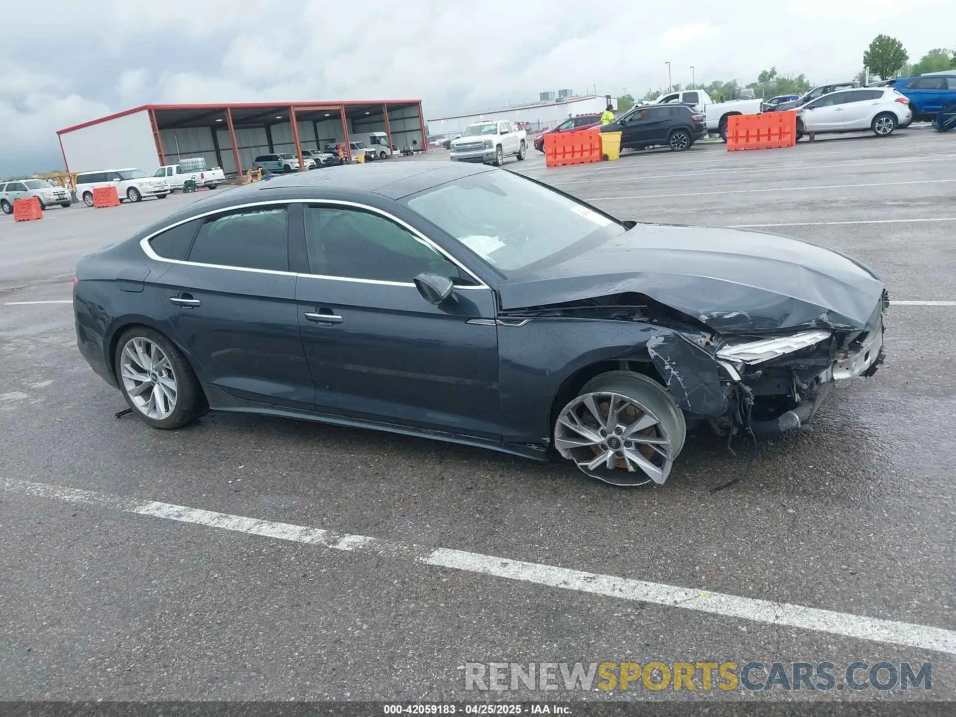13 Photograph of a damaged car WAUCBCF57NA009059 AUDI A5 SPORTBACK 2022
