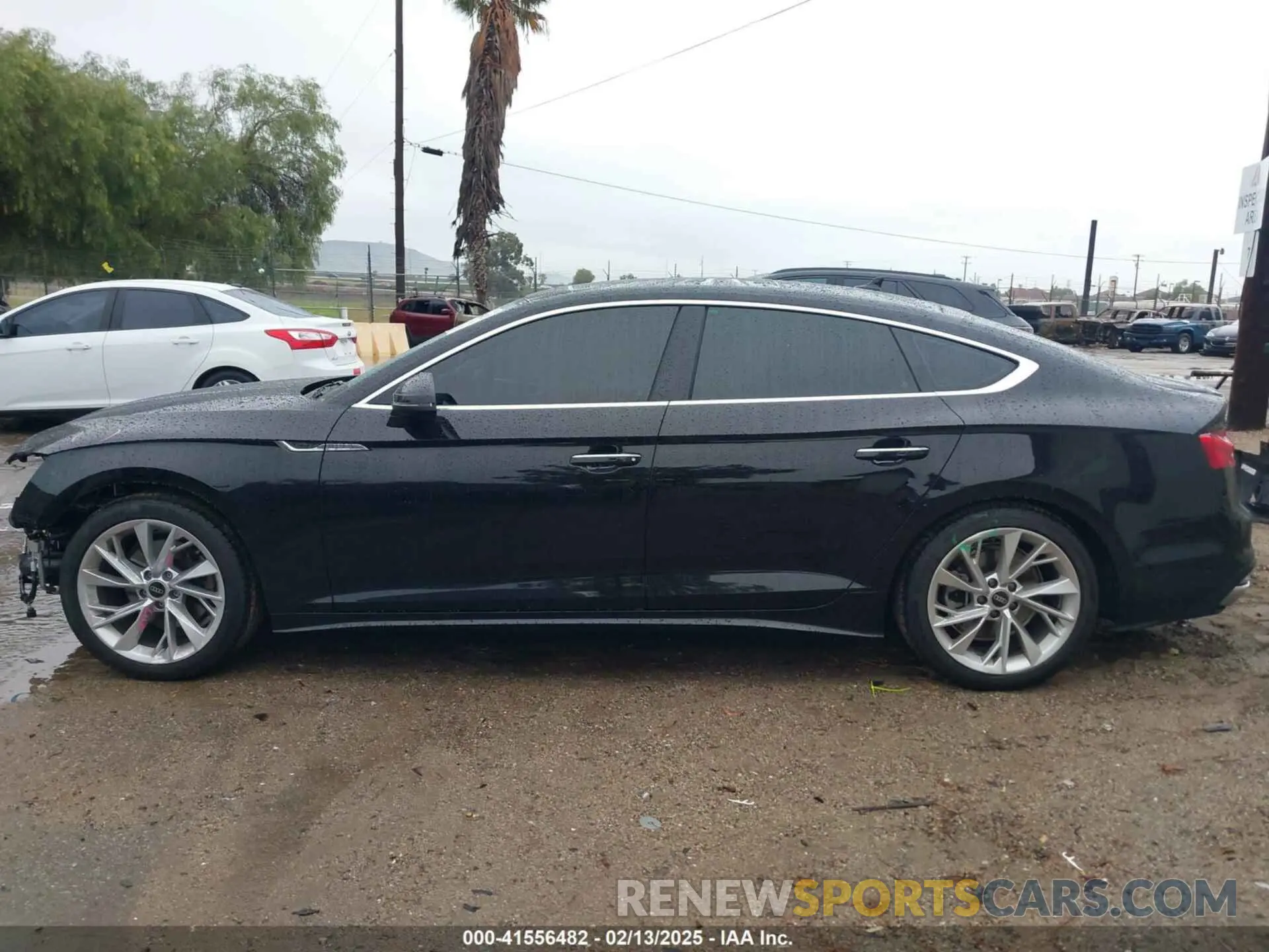 14 Photograph of a damaged car WAUCBCF57NA034785 AUDI A5 SPORTBACK 2022